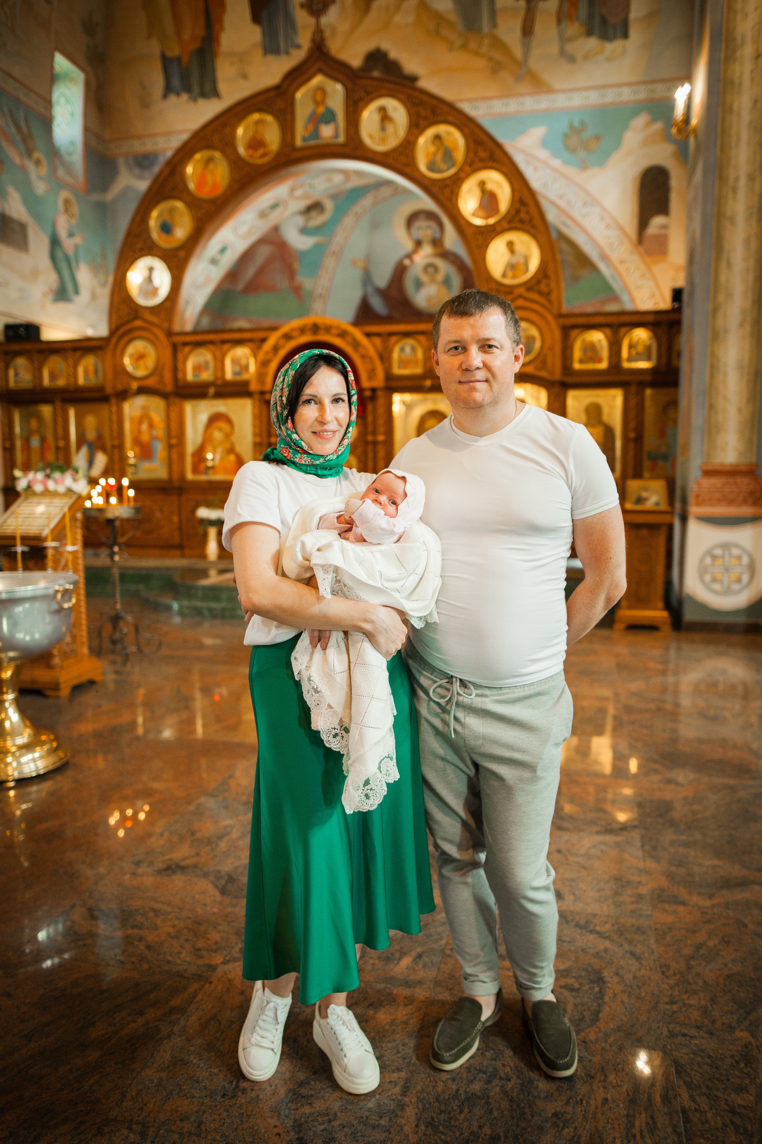 Крещение в Храме св. равноап. кн. Ольги г. Нижний Новгород. Фотограф на крещение и венчание в Нижнем Новгороде.Свадебный Фотограф