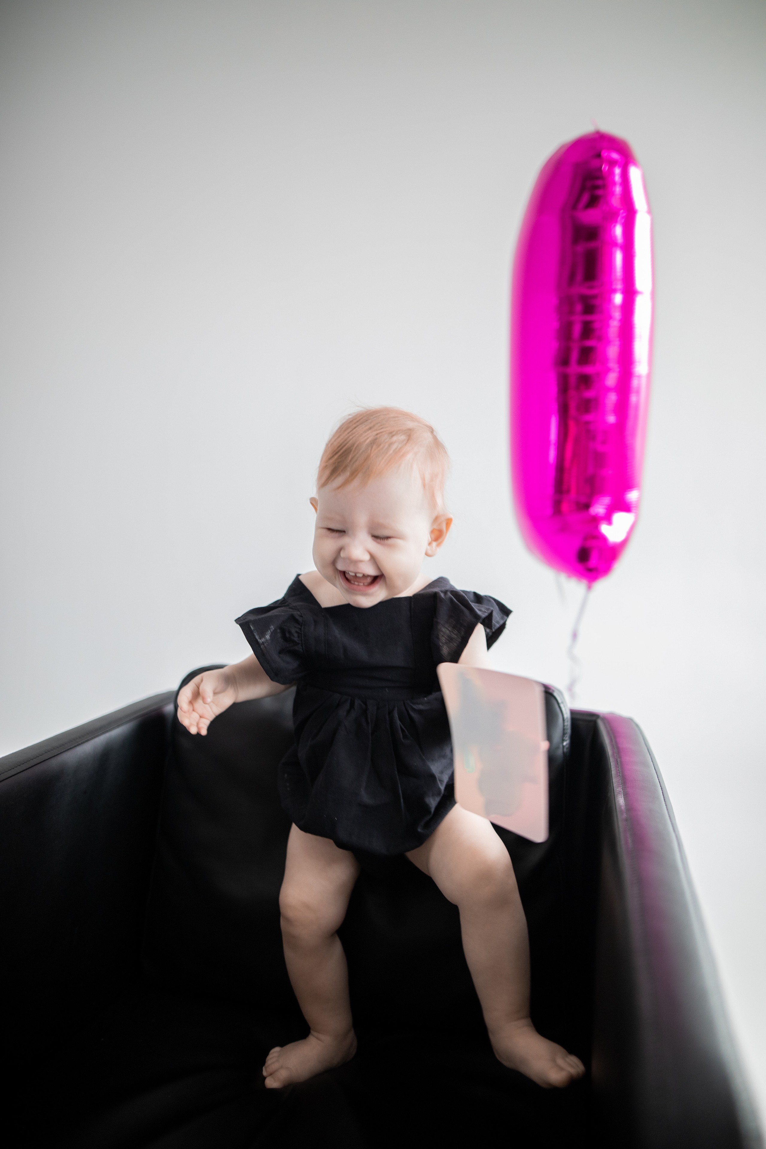 Семейная фотосессия в фотостудии или дома Нижний Новгород. Фотограф на крещение и венчание в Нижнем Новгороде.Свадебный Фотограф