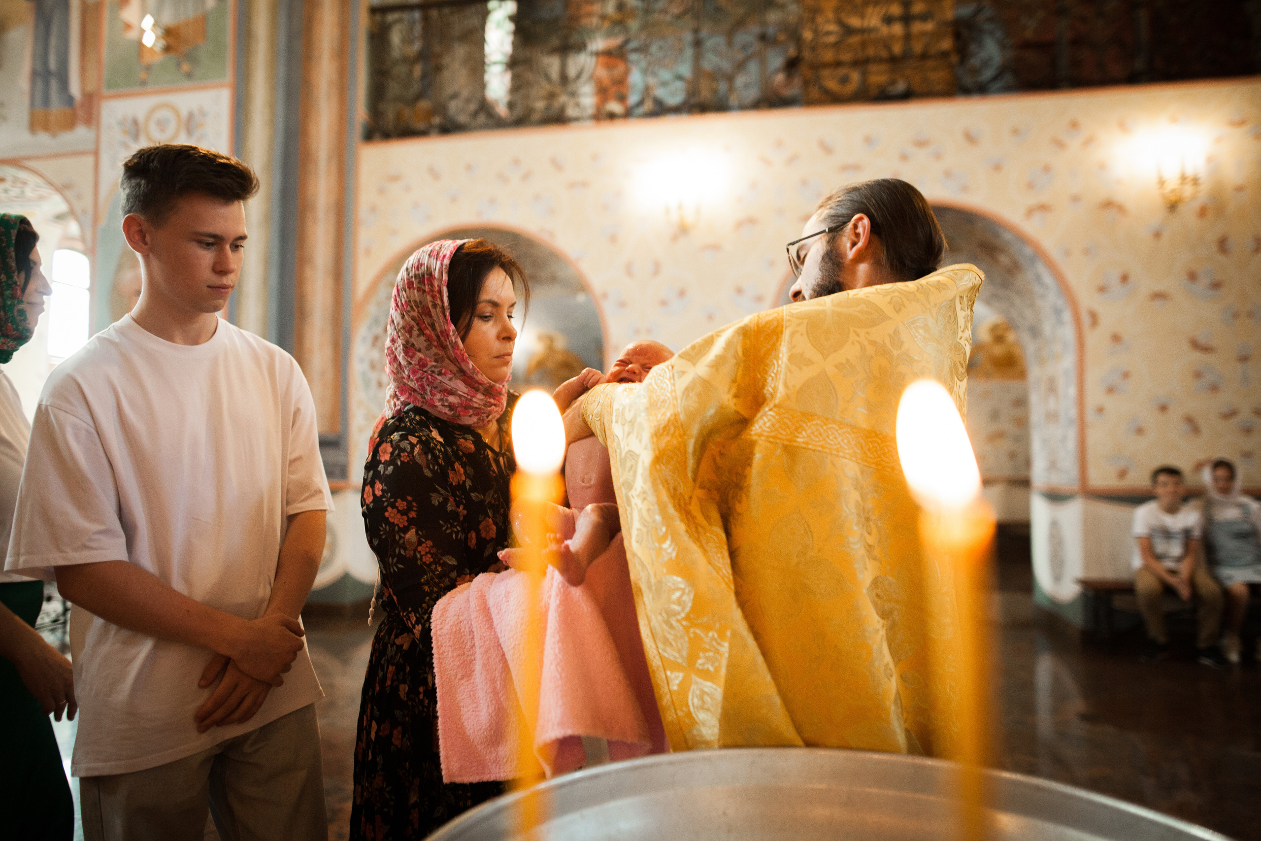 Крещение в Храме св. равноап. кн. Ольги г. Нижний Новгород. Фотограф на крещение и венчание в Нижнем Новгороде.Свадебный Фотограф