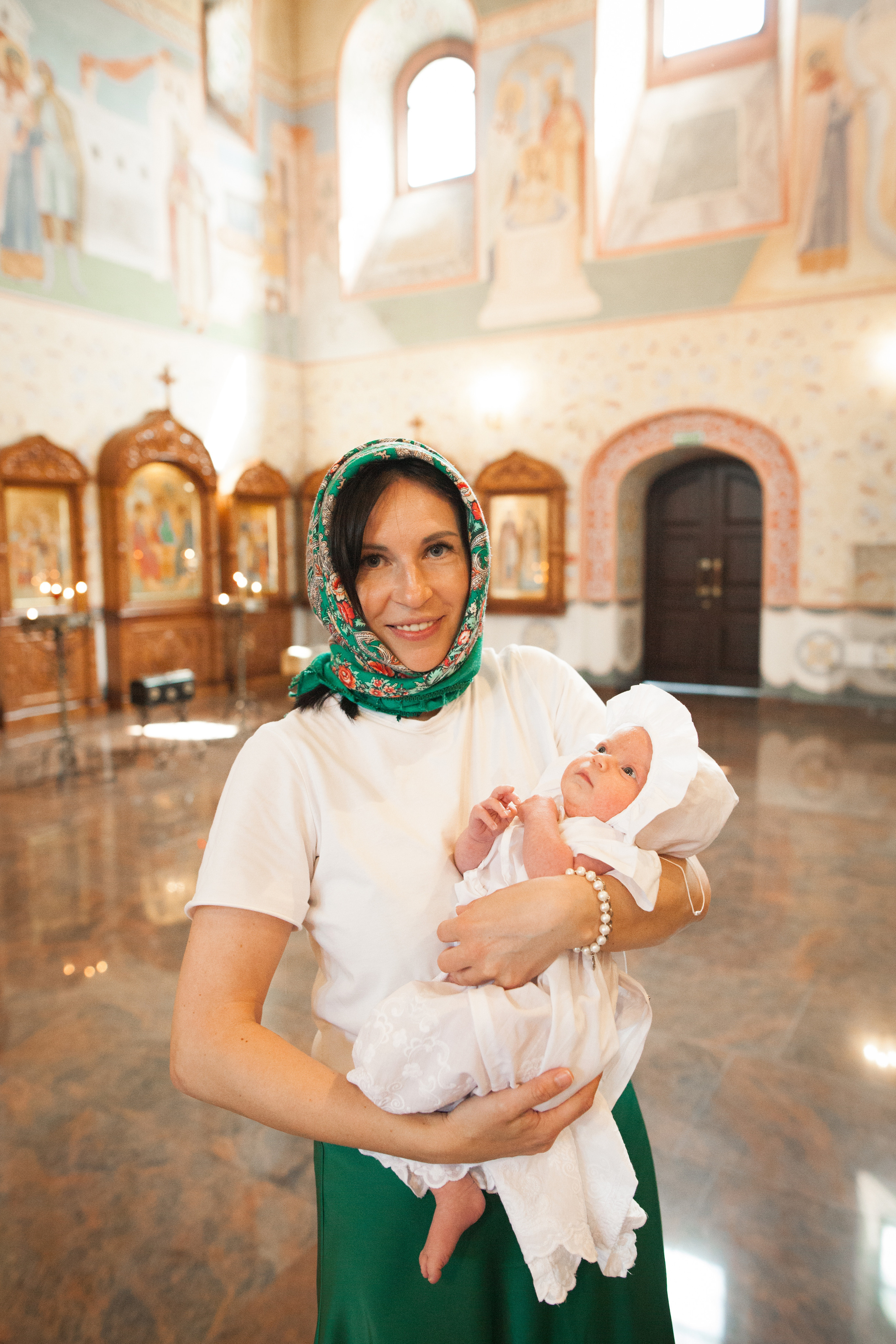 Крещение в Храме св. равноап. кн. Ольги г. Нижний Новгород. Фотограф на крещение и венчание в Нижнем Новгороде.Свадебный Фотограф