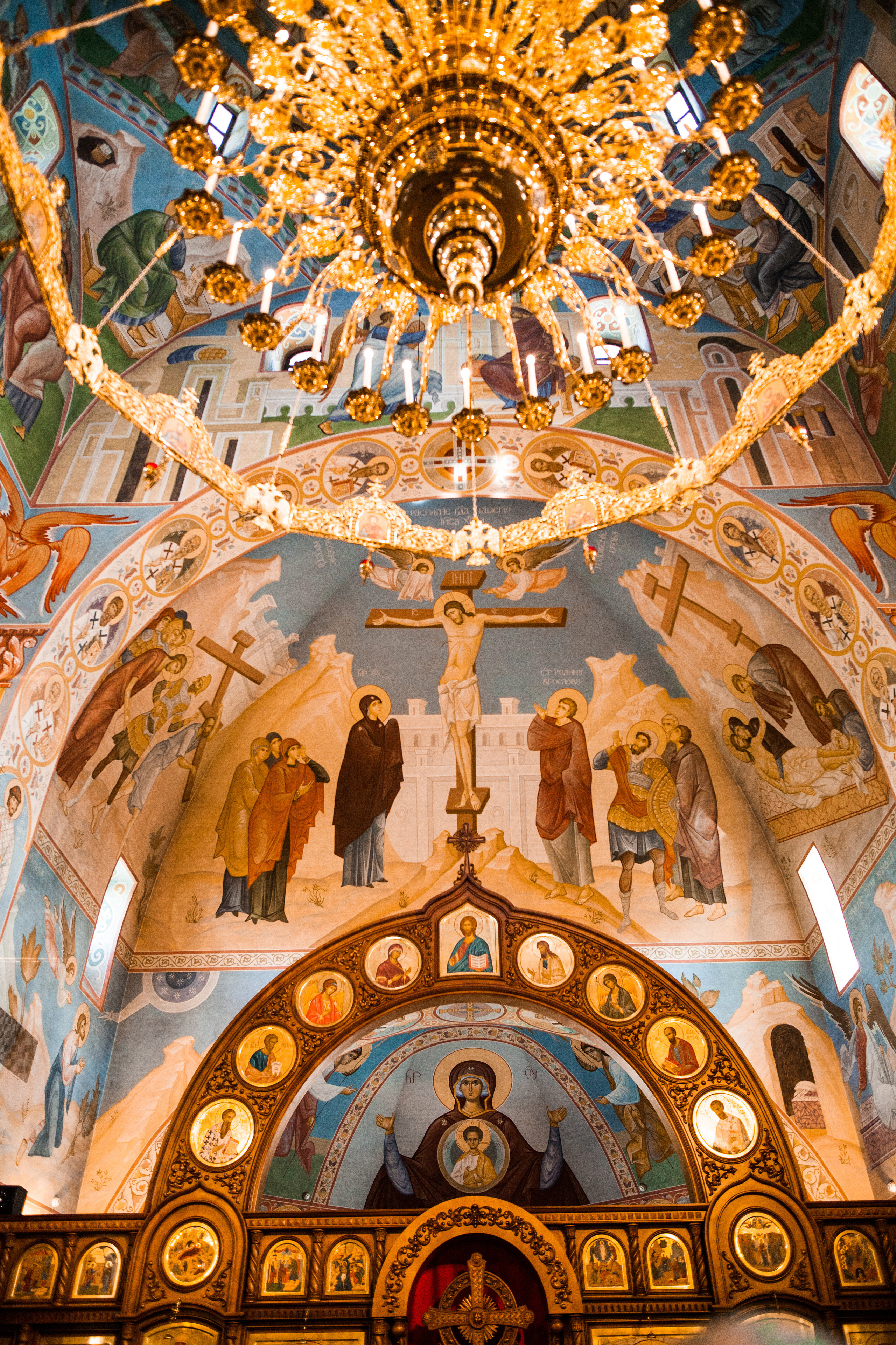 Крещение в Храме св. равноап. кн. Ольги г. Нижний Новгород. Фотограф на крещение и венчание в Нижнем Новгороде.Свадебный Фотограф