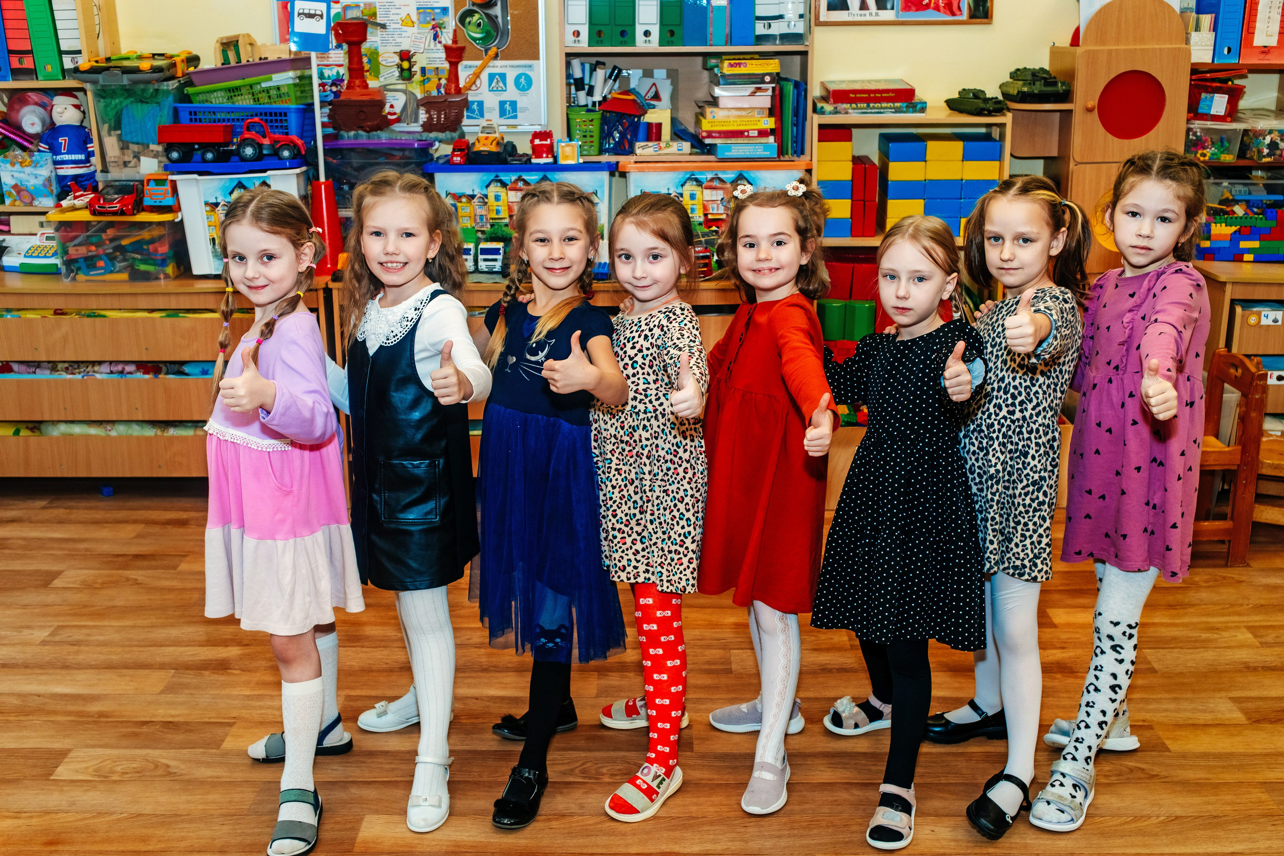 ФОТОГРАФИИ В ГРУППЕ