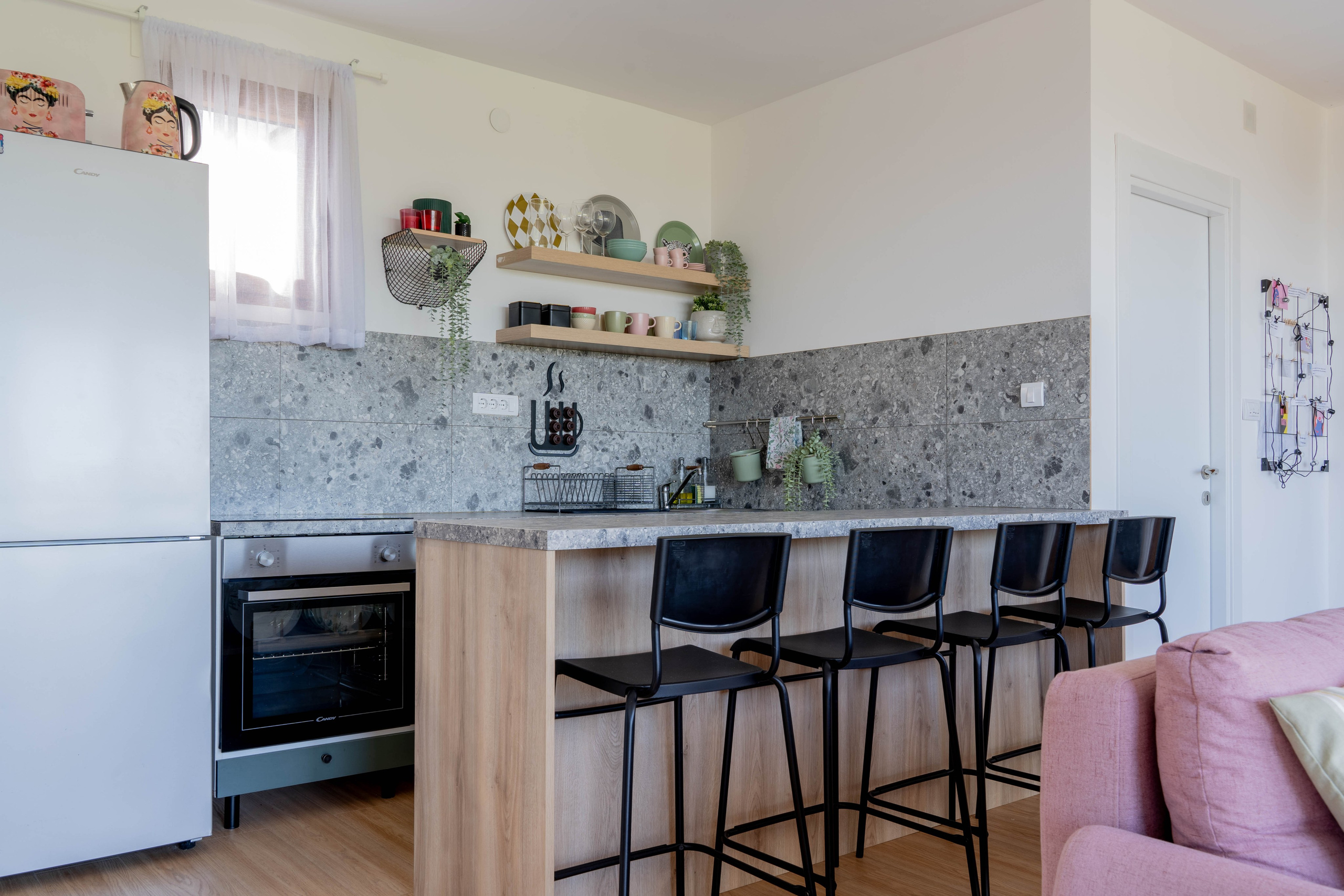 Rent a NEST Arandjelovac. Меня зовут Лиана.я видеограф и фотограф 📍 Работаю в Москве и МО