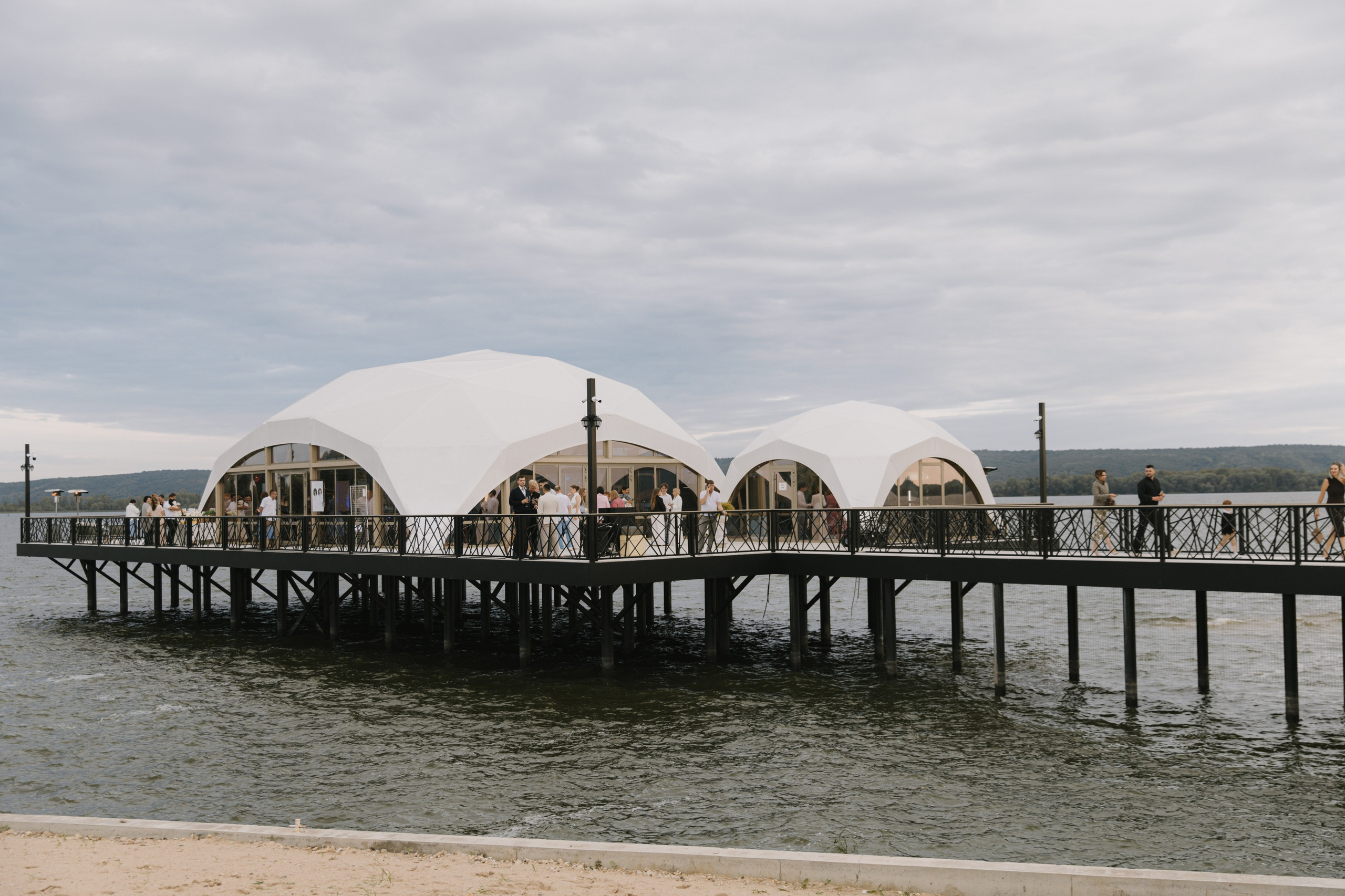 Данил и Азалия. Kamaeva.ru