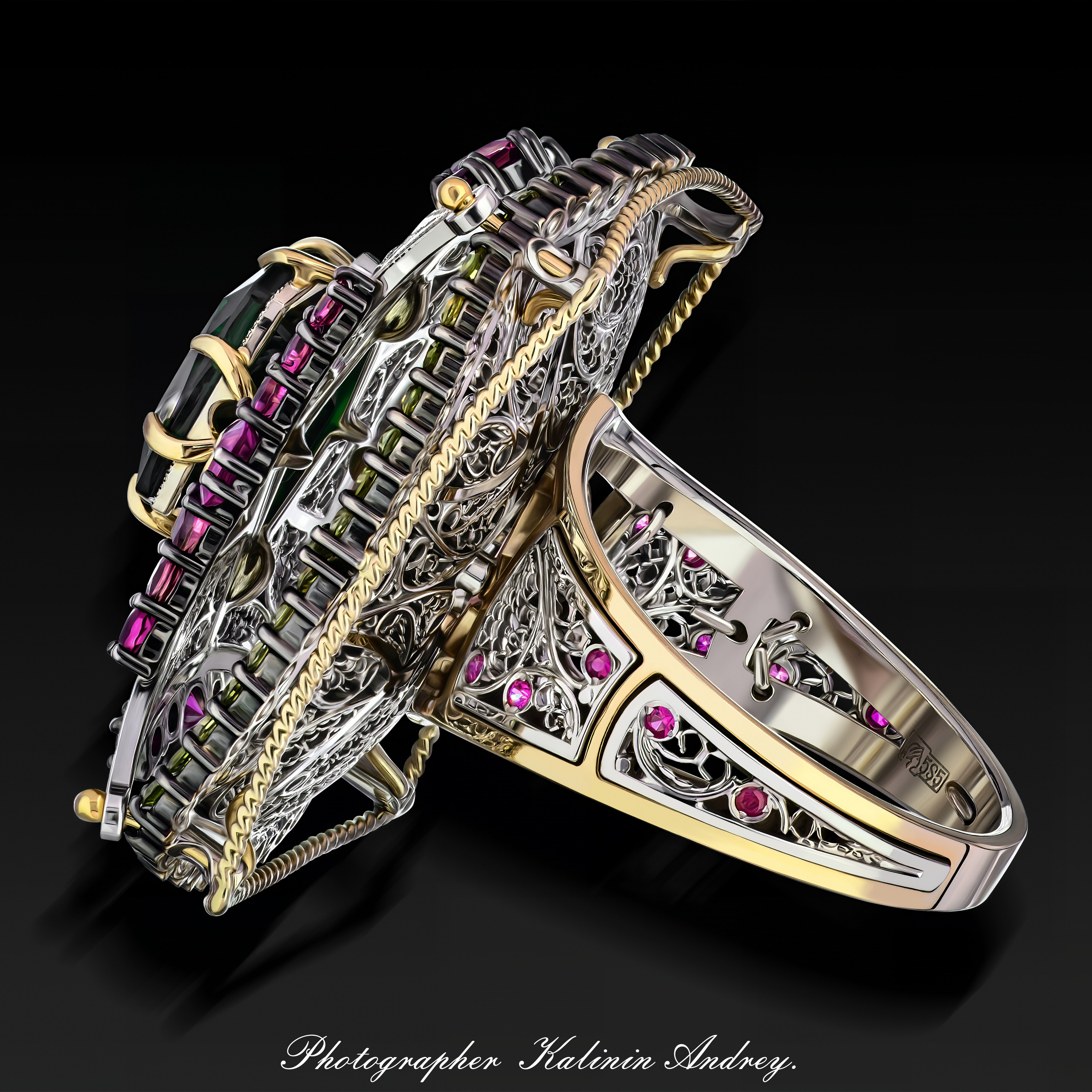 Рекламная эксклюзивная предметная фотосъёмка ювелирных изделий в Москве  тел +7 966-003-13-07. Высококачественная профессиональная рекламная фотосъёмка ювелирных украшений, драгоценных камней в Москве. Обучение, консультация