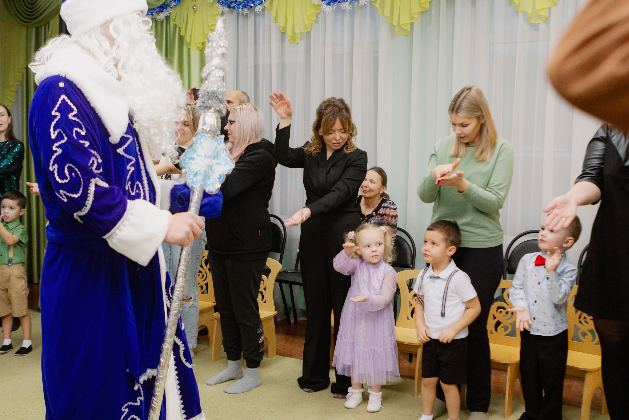 Фотосъёмка новогоднего утренника. Фотограф в Екатеринбурге Пойгина Елена