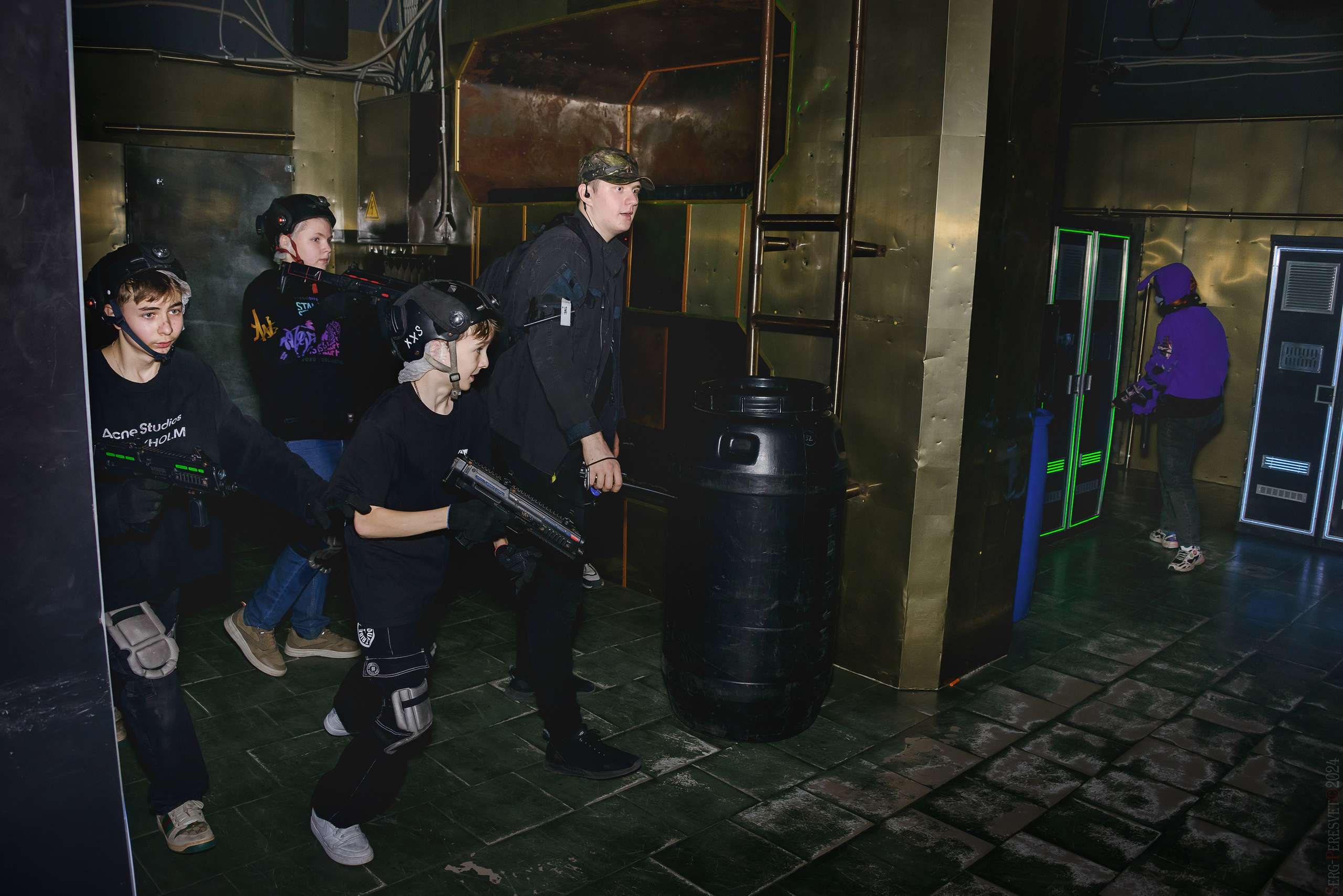 Лазертаг арена «Sтанция 2025», Детский день рождения 2024-25, Москва. Ваш фотограф на праздник в Москве, Раменском, Жуковском, Люберцах