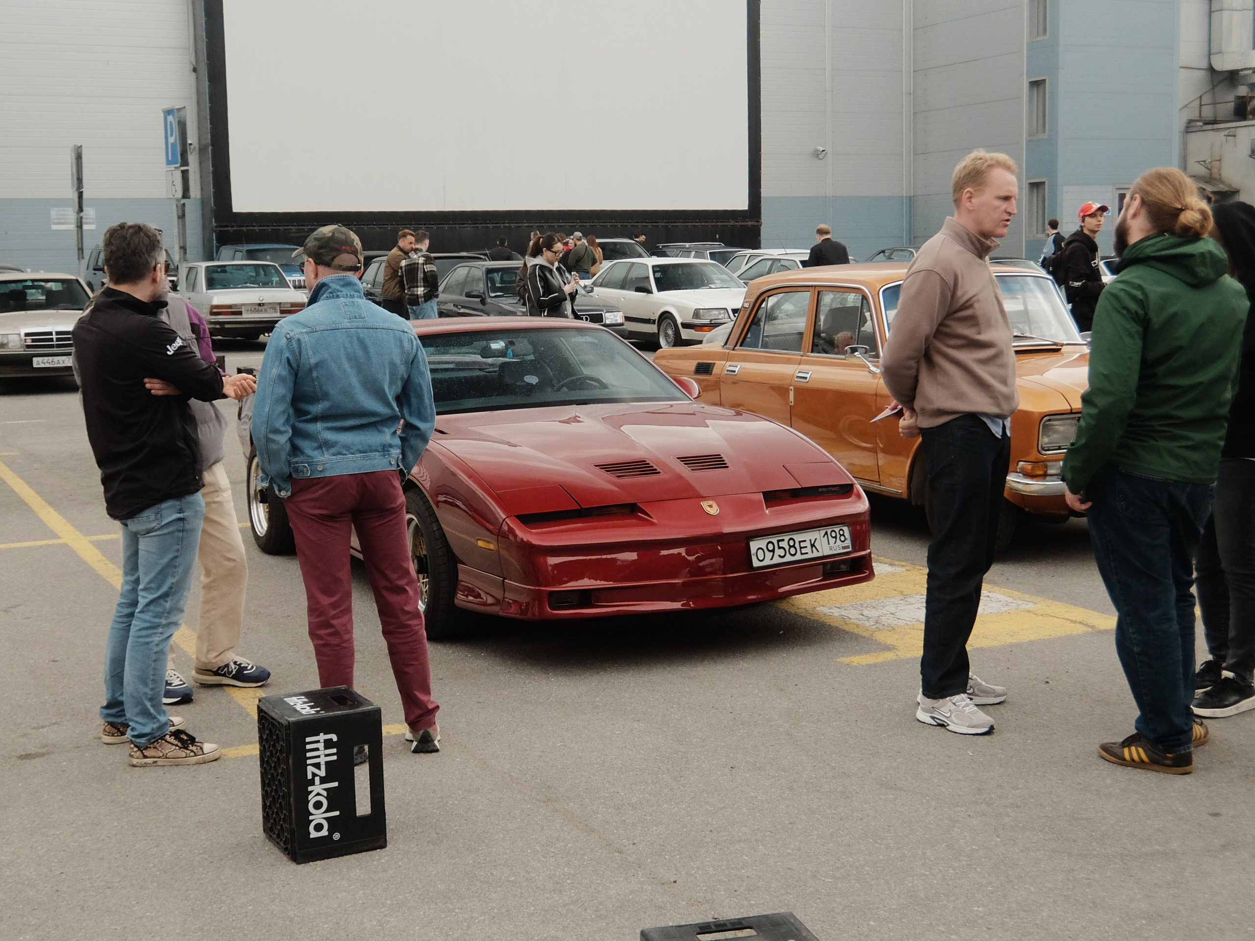И посетил Cars&Coffee | RYE. | ФОТО | ВИДЕО | Мобильная съемка