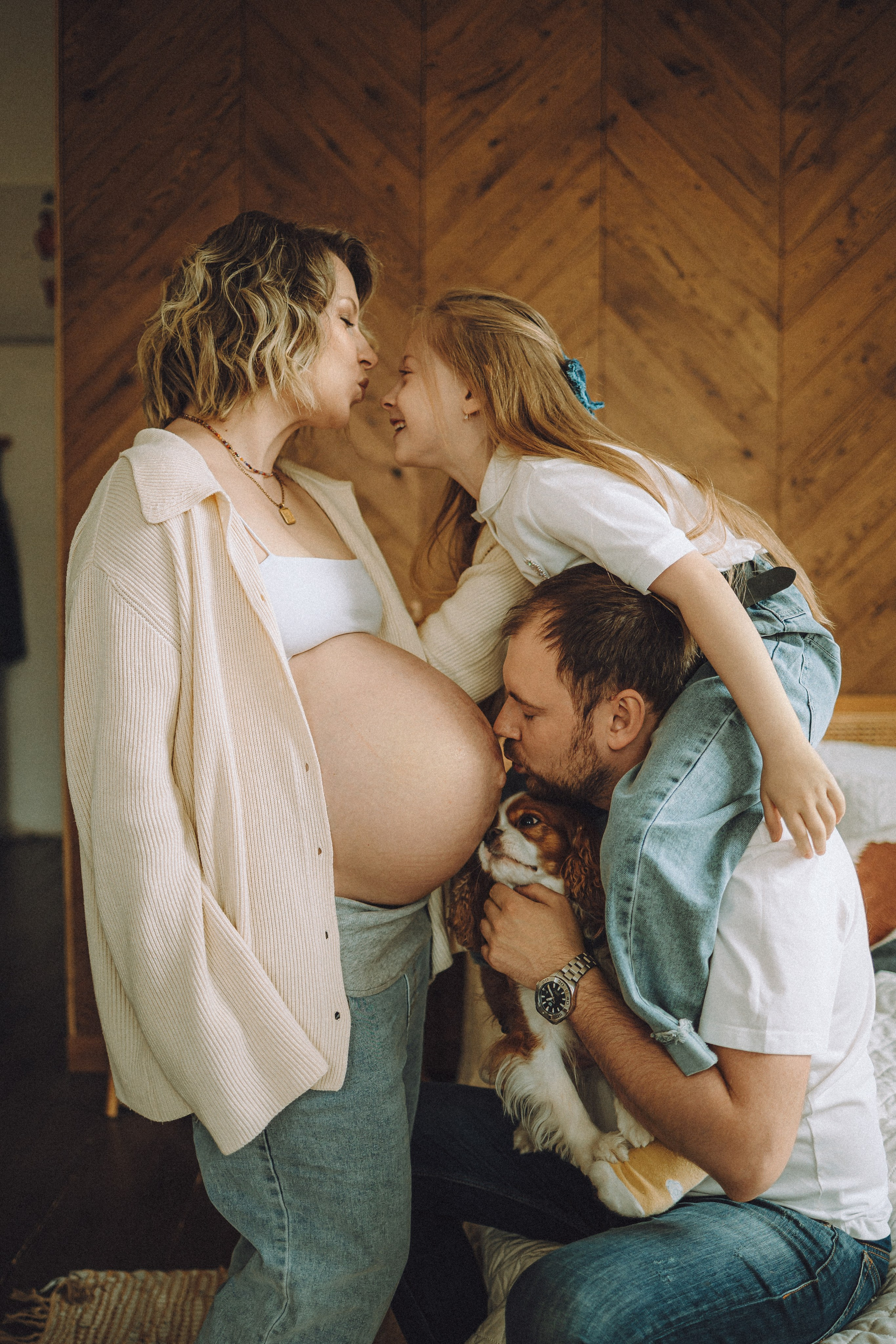 Валя, Вася, Аня и Ириска