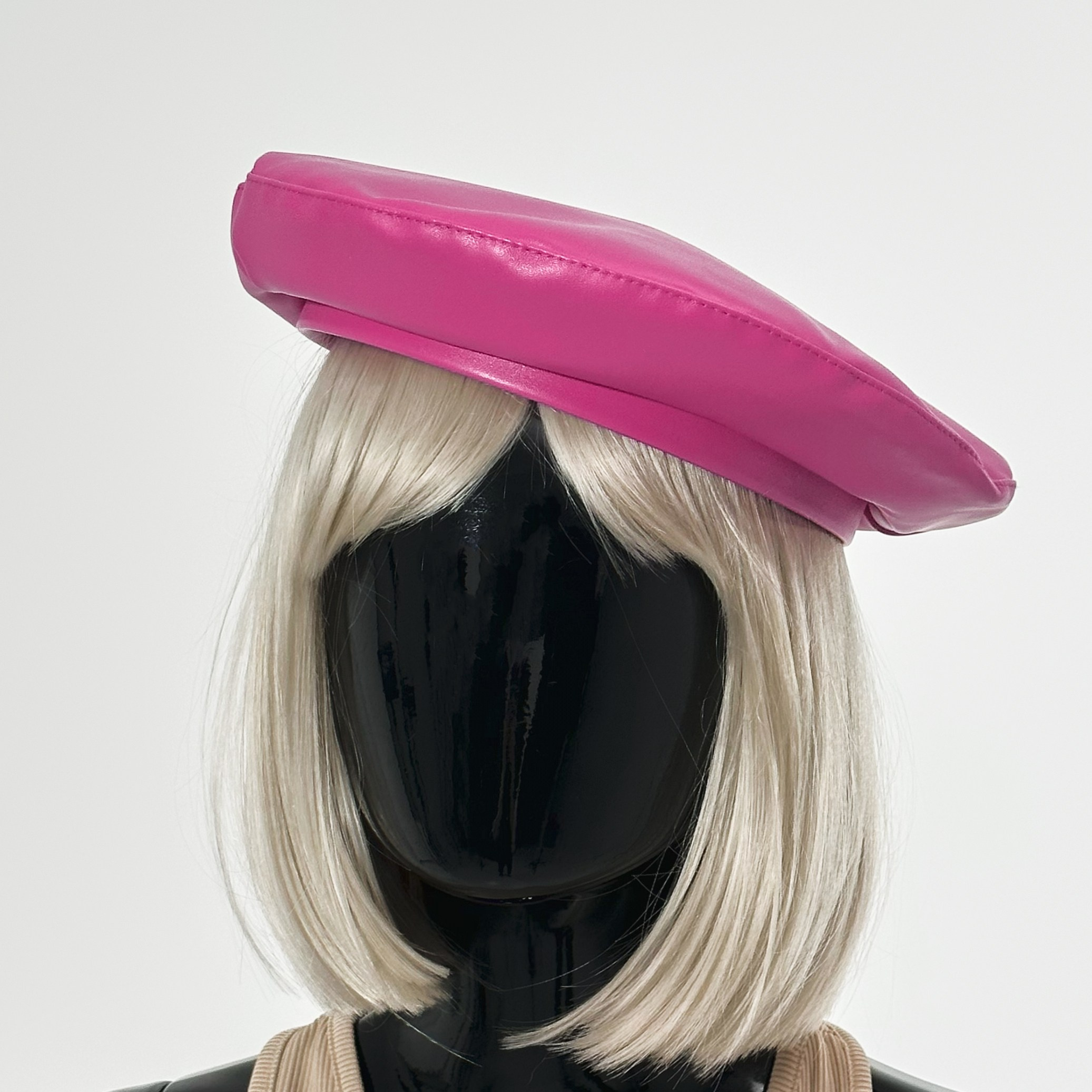 Берет 200 руб/час | Залоговая стоимость - 1500 руб 