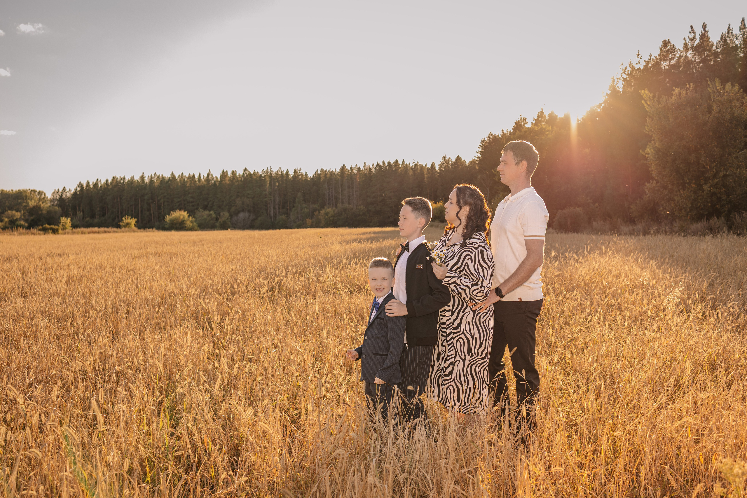 Семейная фотосессия. Фотограф Медногорск Кувандык Оксана Шерехода свадебные, семейные, индивидуальные, школьные фотосессии. Печать фотоальбомов