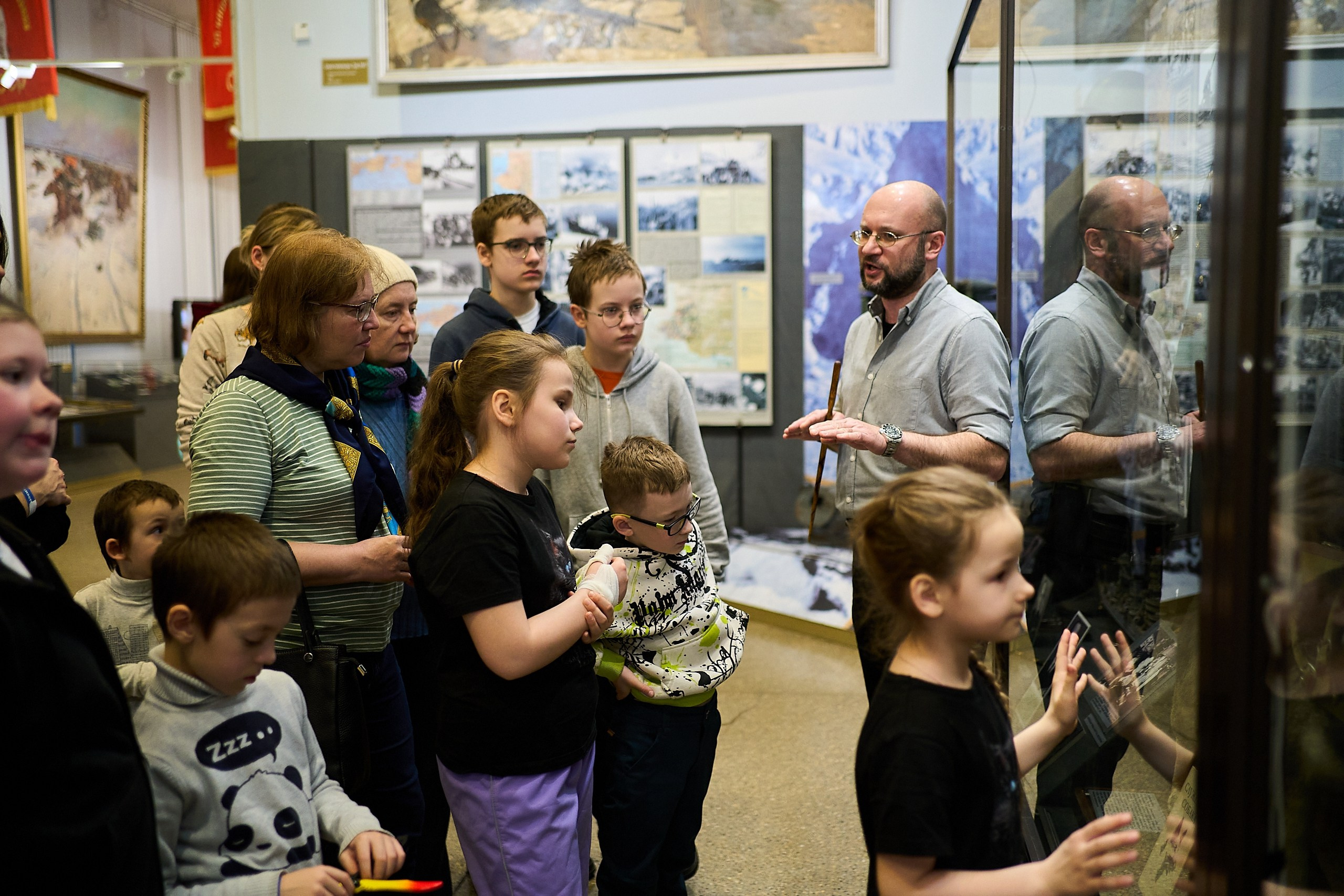 Субботник у Управления делами Мэра и Правительства Москвы. Фотограф и Видеограф в Москве. Олег Корушев