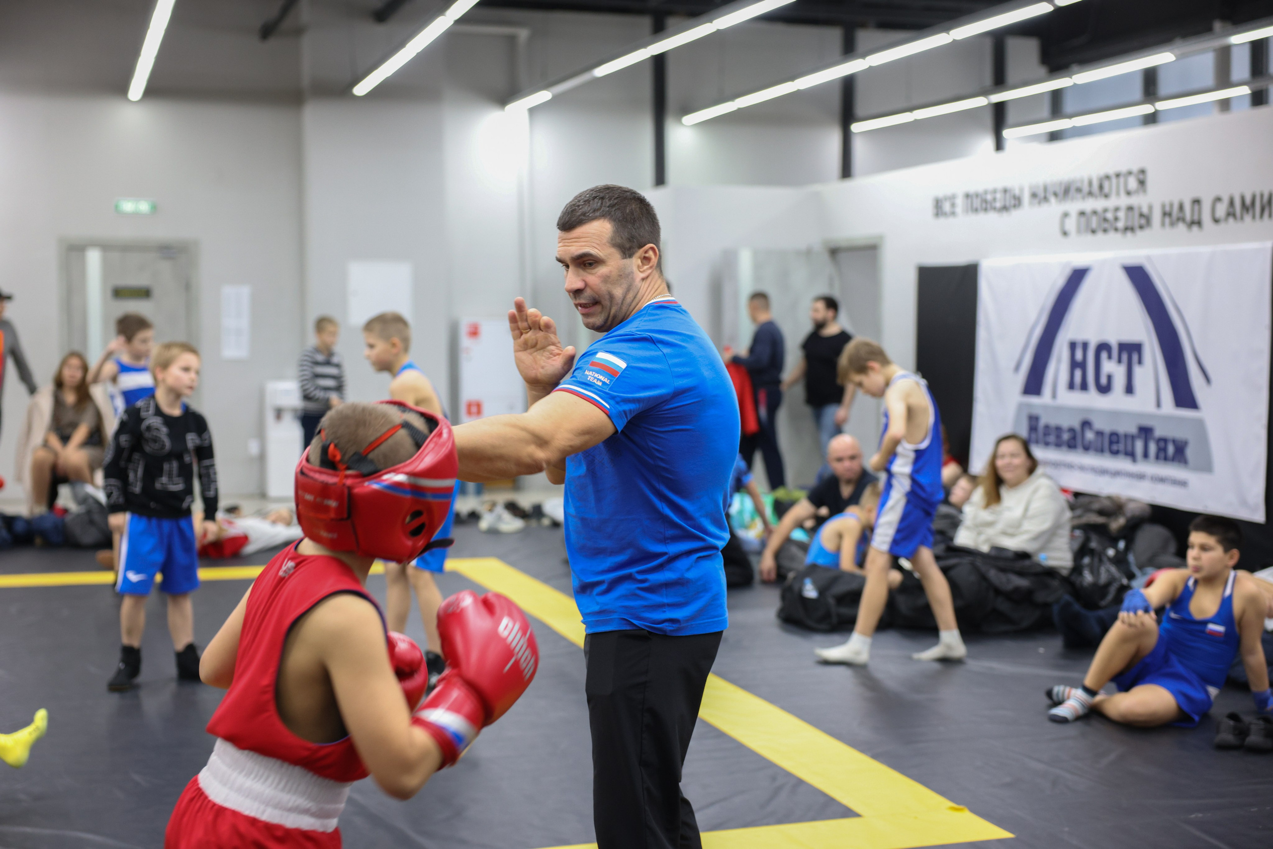 Открытый ринг «кубок ООО «ТЭК НеваСпецТяж». Фотограф Александр Заломаев