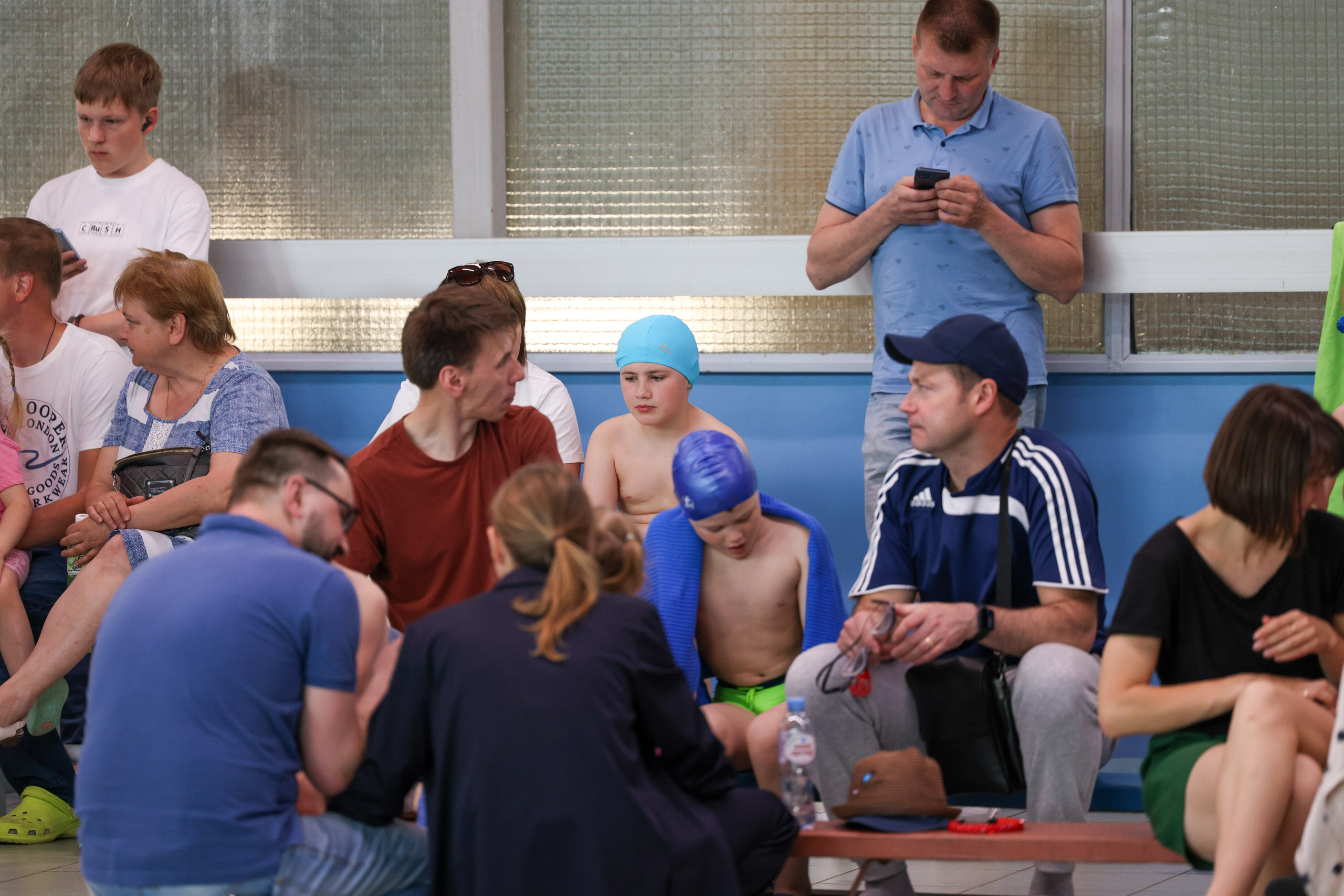 Веселый дельфин. Плавание. Дети 8-9 лет. Фотограф Александр Заломаев