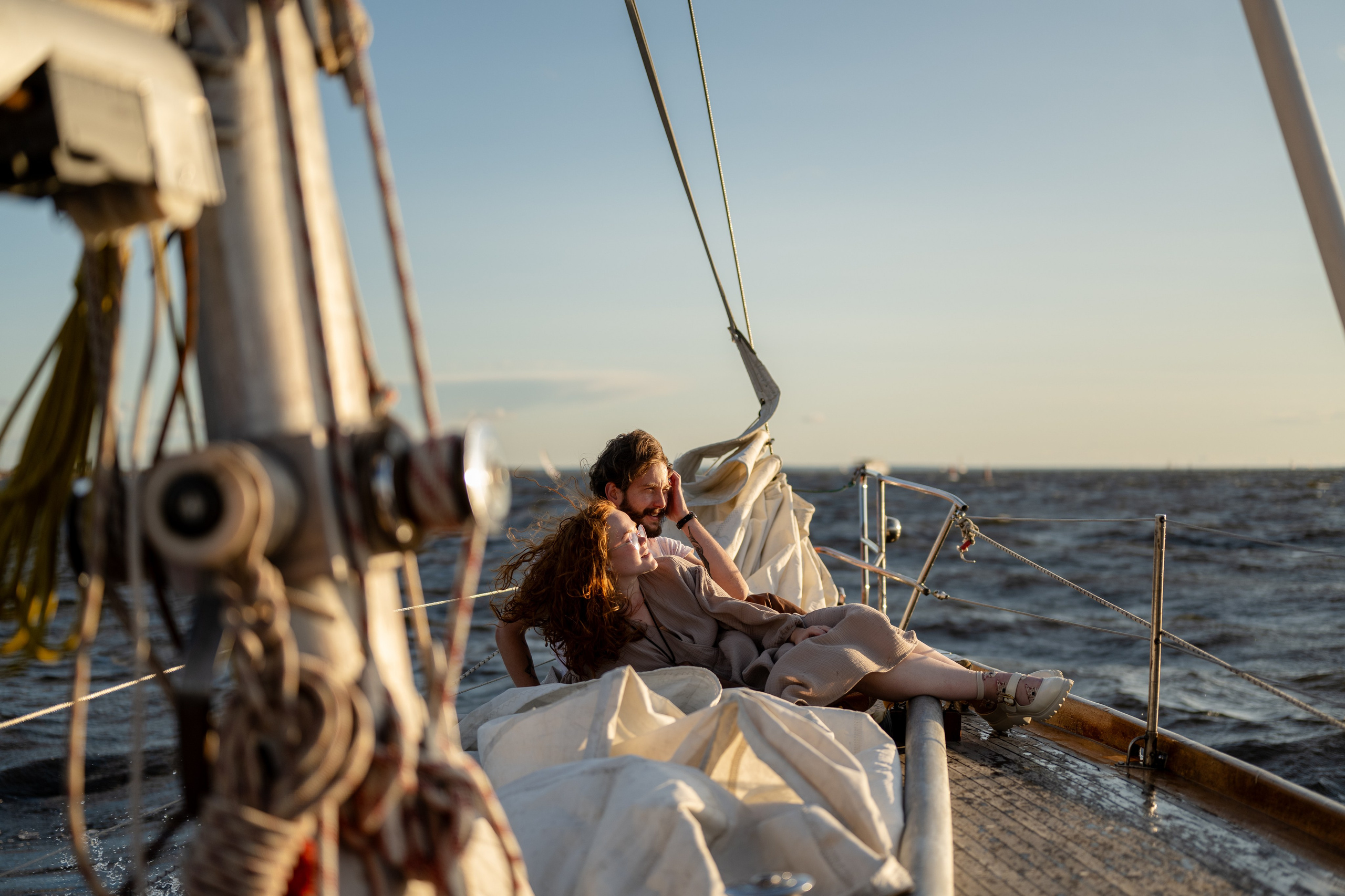 Даниил и Виктория. Яхта. Свадебный и семейный фотограф в СПб Валерия Фомичева