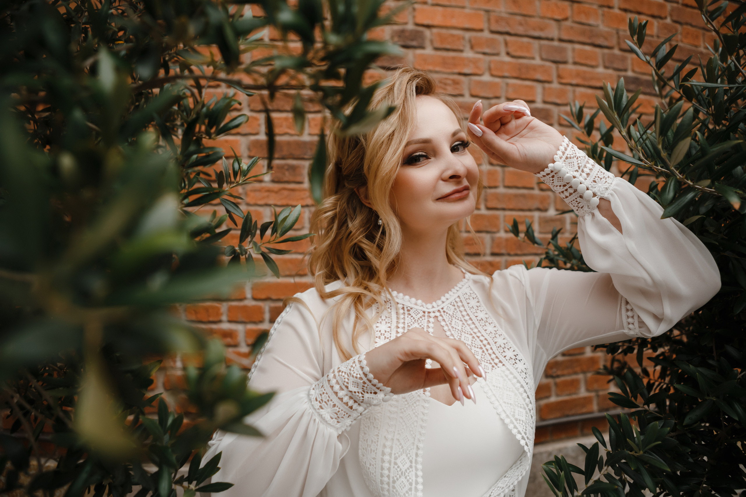 Ordered a groom?!. Galina and Nikita Bykovets, a wedding photographer and videographer duo in Germany