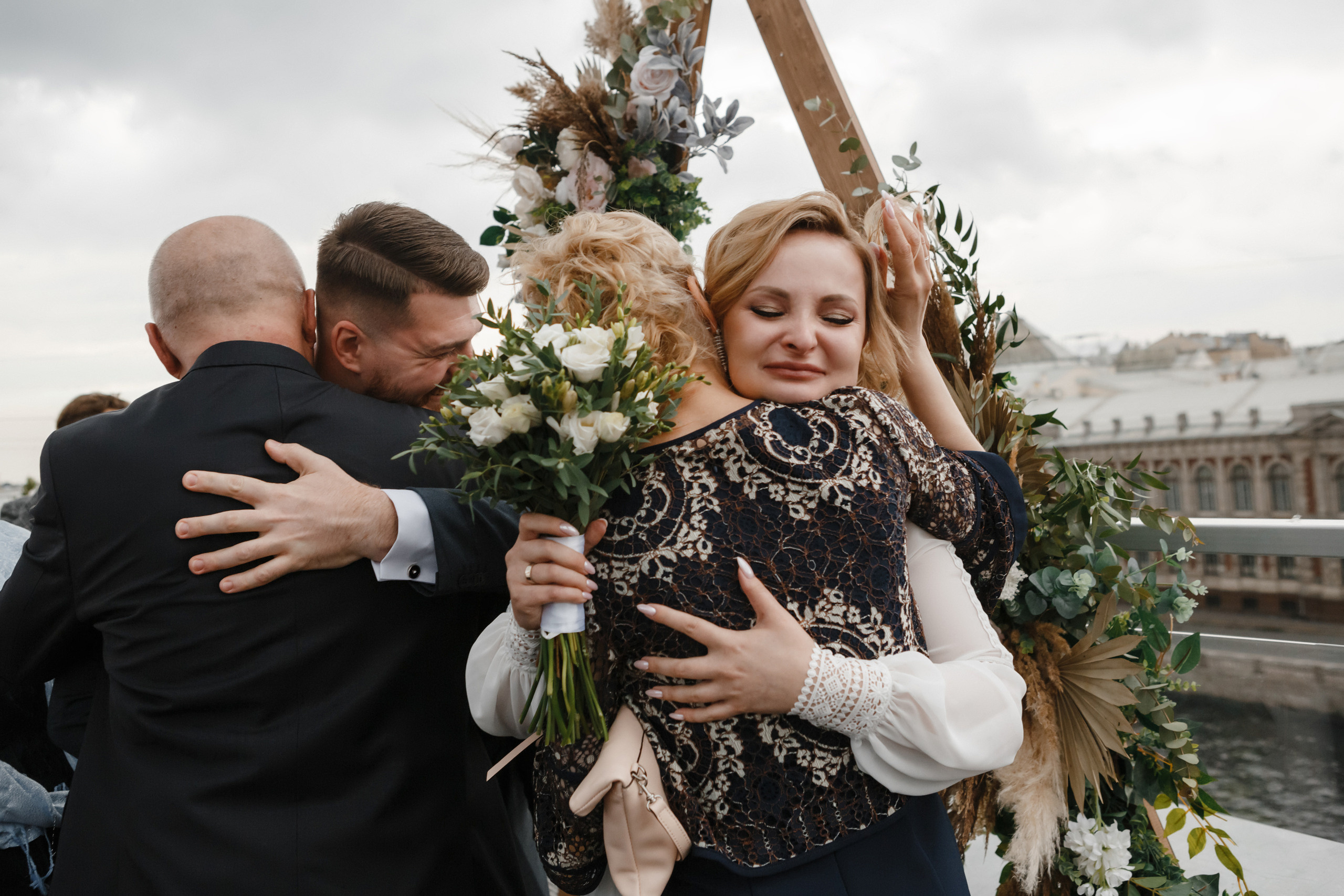 Ordered a groom?!. Galina and Nikita Bykovets, a wedding photographer and videographer duo in Germany