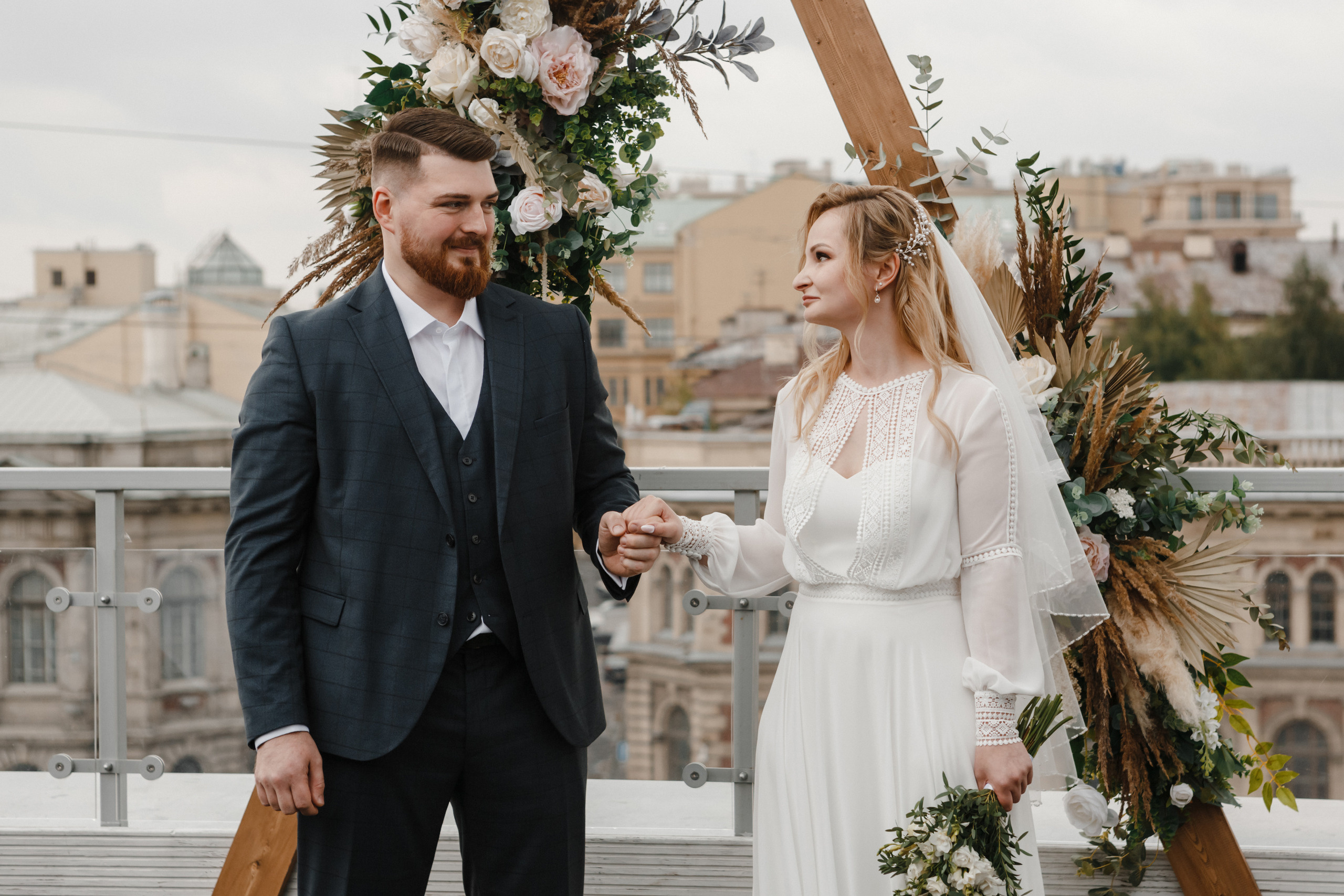 Ordered a groom?!. Galina and Nikita Bykovets, a wedding photographer and videographer duo in Germany