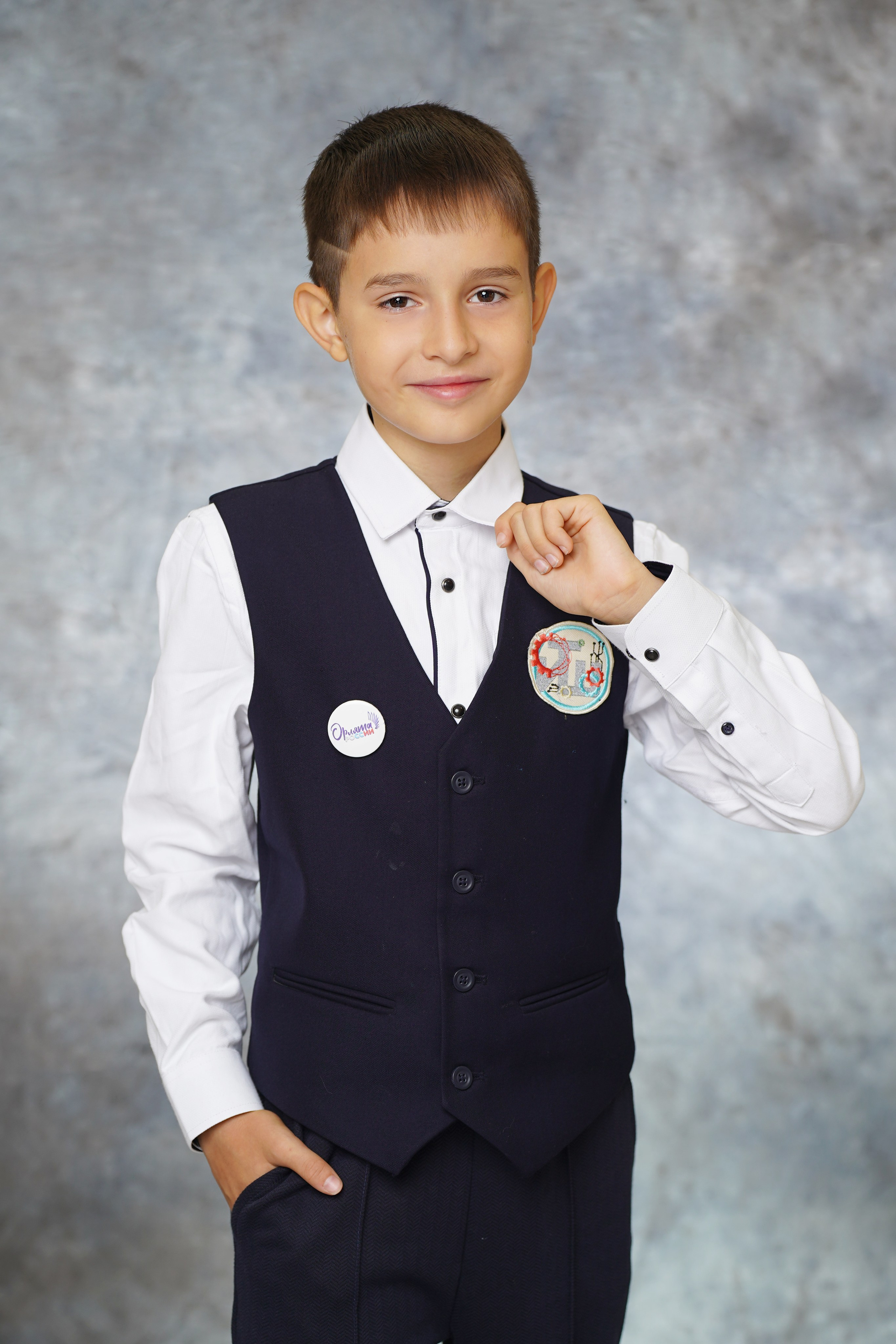 Фоны для портретов. MEMENTO.Выпускные альбомы, школьные, юбилейные и другие книги. Ростов-на-Дону