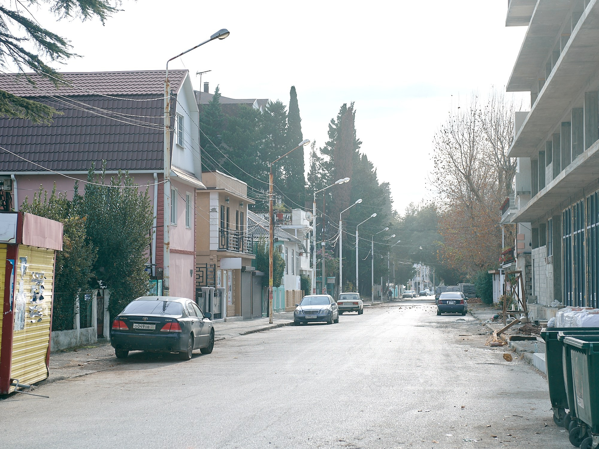 Гагра, Абхазия. Декабрь 2024. Фотографии отовсюду и обо всем