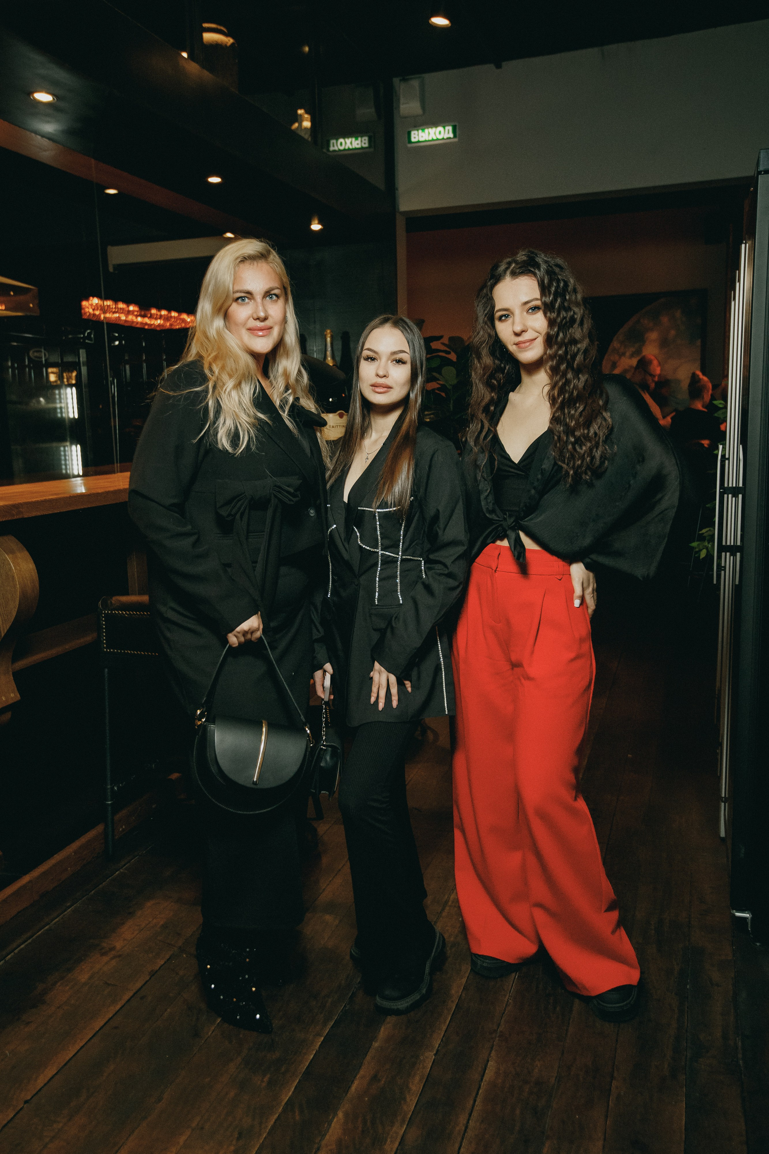 Музыкально-поэтический вечер с Иваном Засухиным. СВОИ. ФОТООТЧЕТЫ-СОБЫТИЯ-МЕСТА