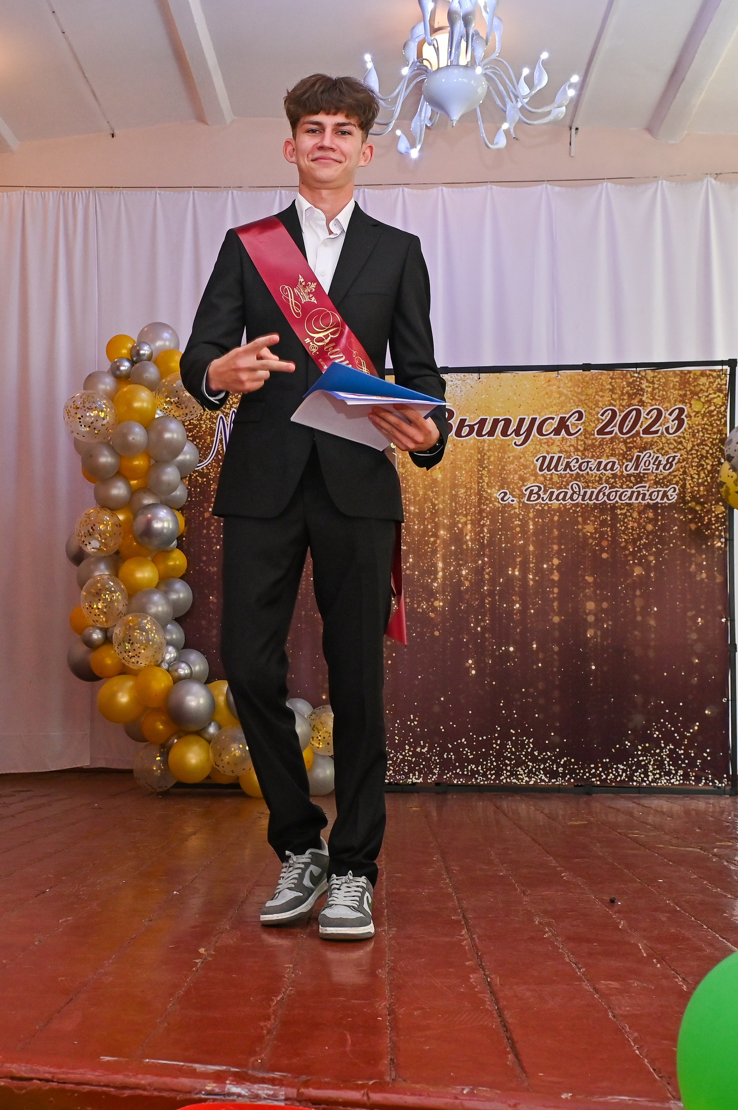 Выпускной школа 48. Семейный и свадебный фотограф во Владивостоке