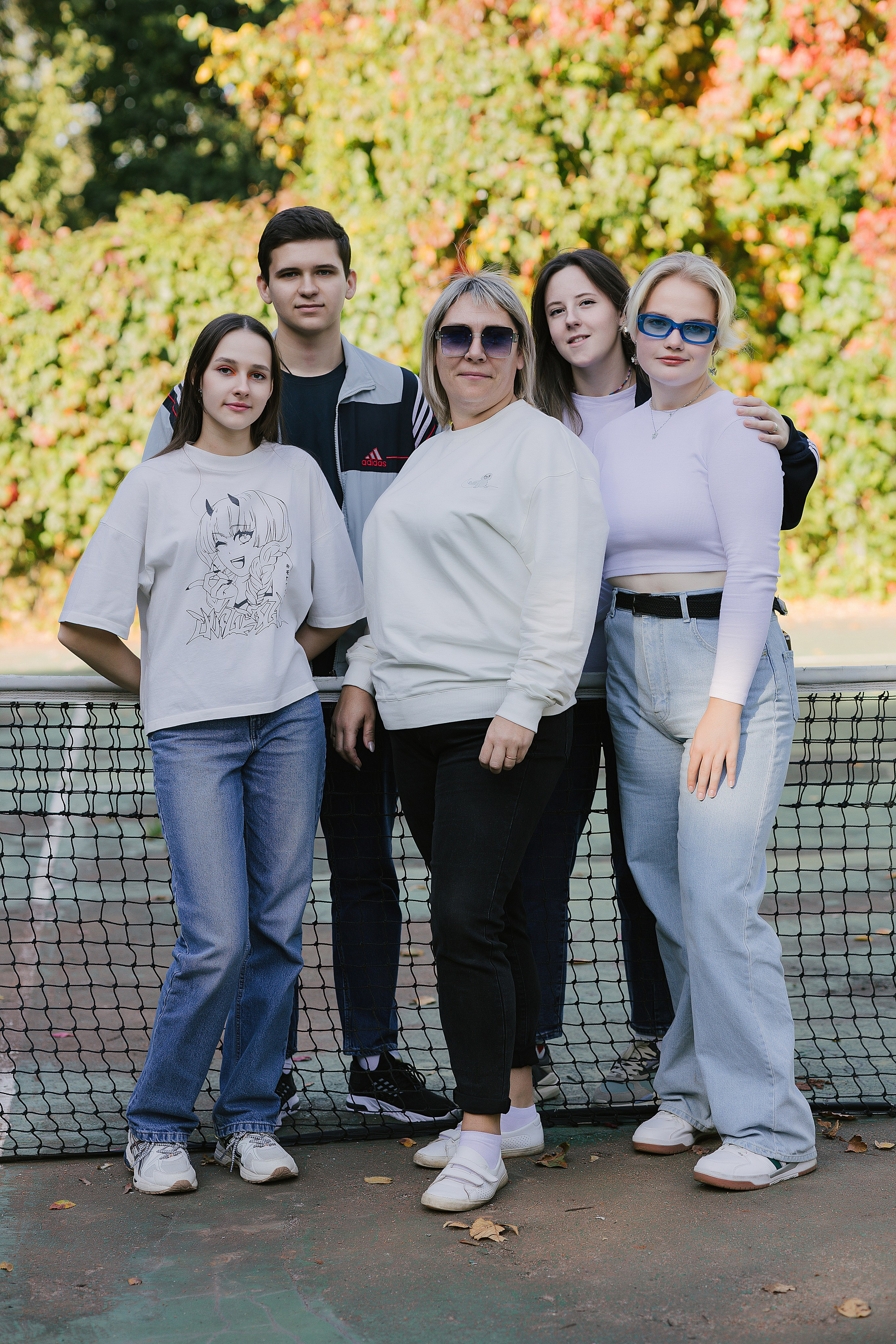 Осенняя фотосессия для выпускников 11 классов Москва. Выпускные альбомы в Серпухове