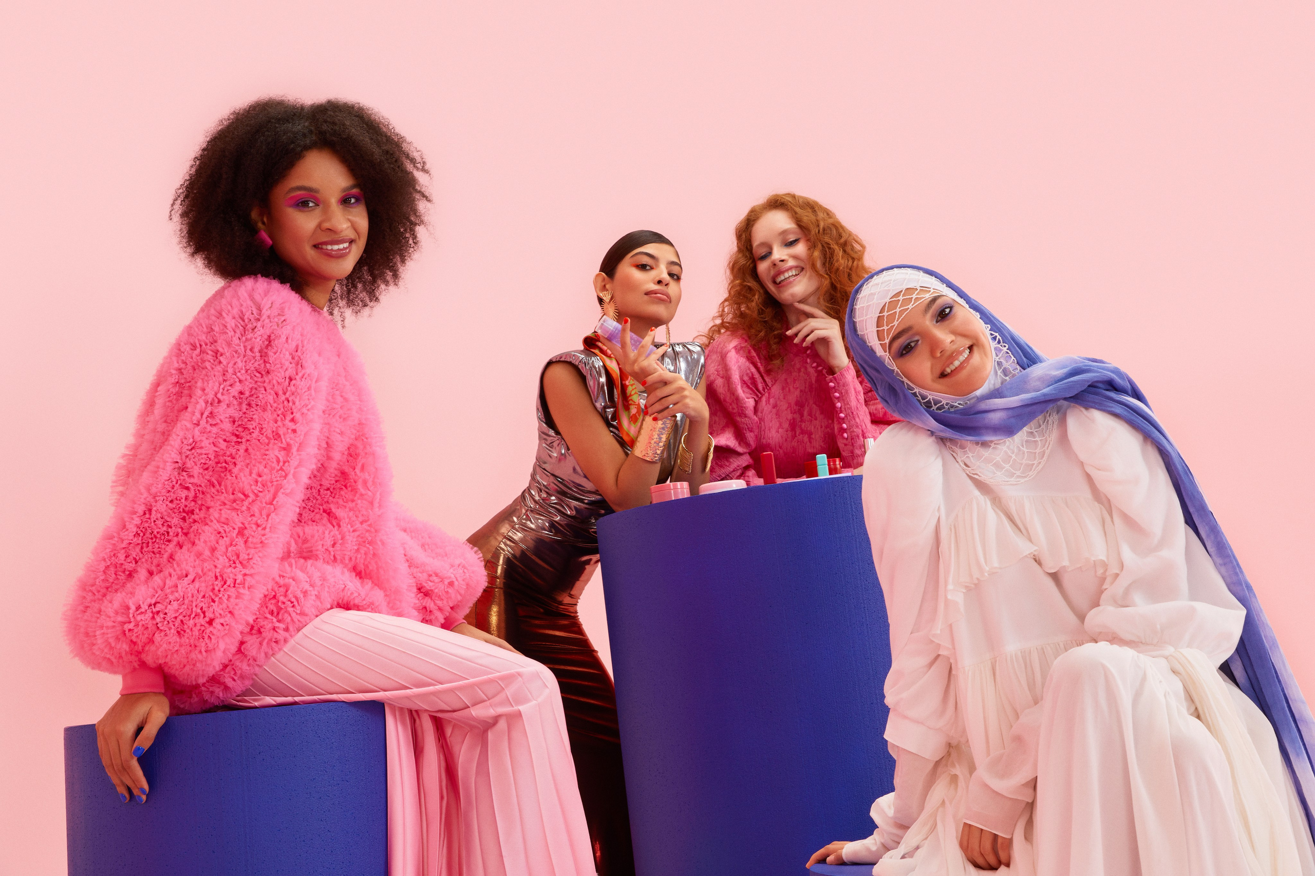 Letoile campaign Feel the different beauty for UAE. Аксёнова Оля — сет-дизайнер, художник-постановщик, Москва