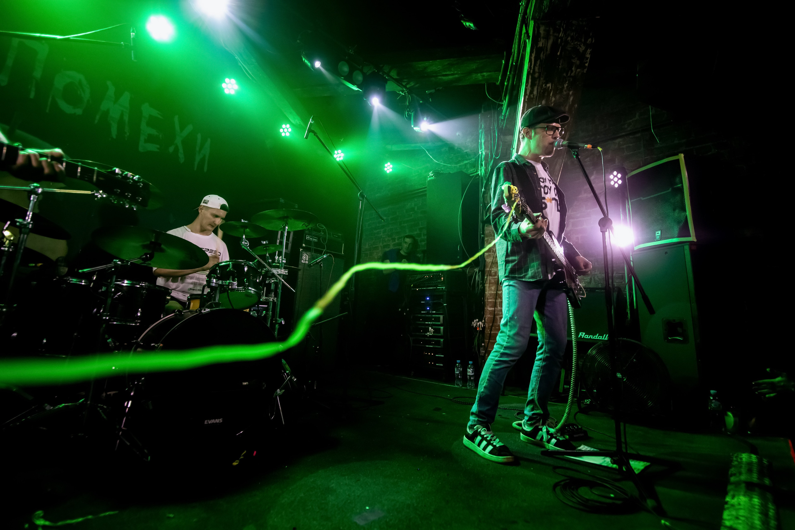 РАДИОПОМЕХИ. Фотограф Елена Богачева (lenalena_na_na_na)