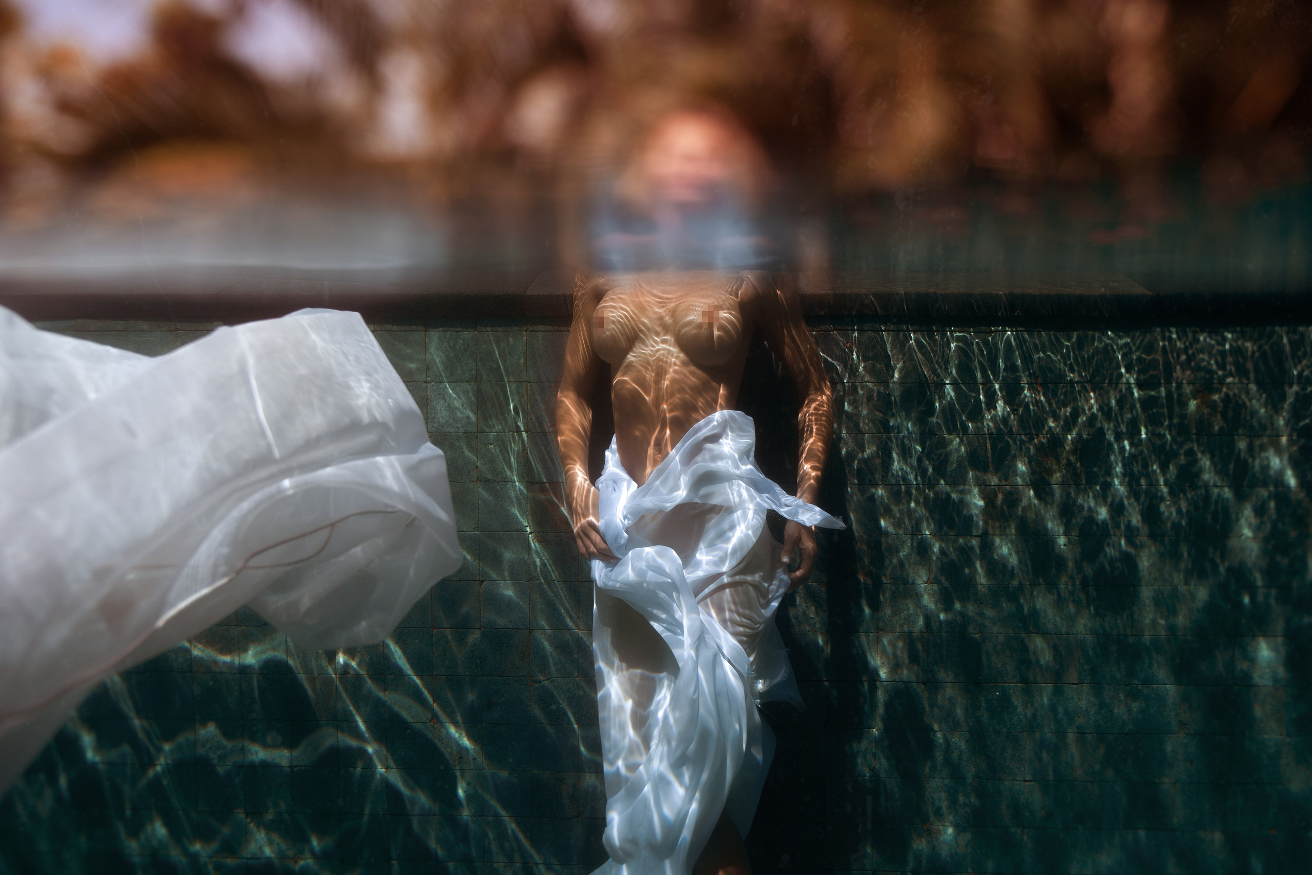 Фотосесии в Бассейне 18+. Лайфстайл Фотограф и Профессиональный Водный Фотограф в Москве