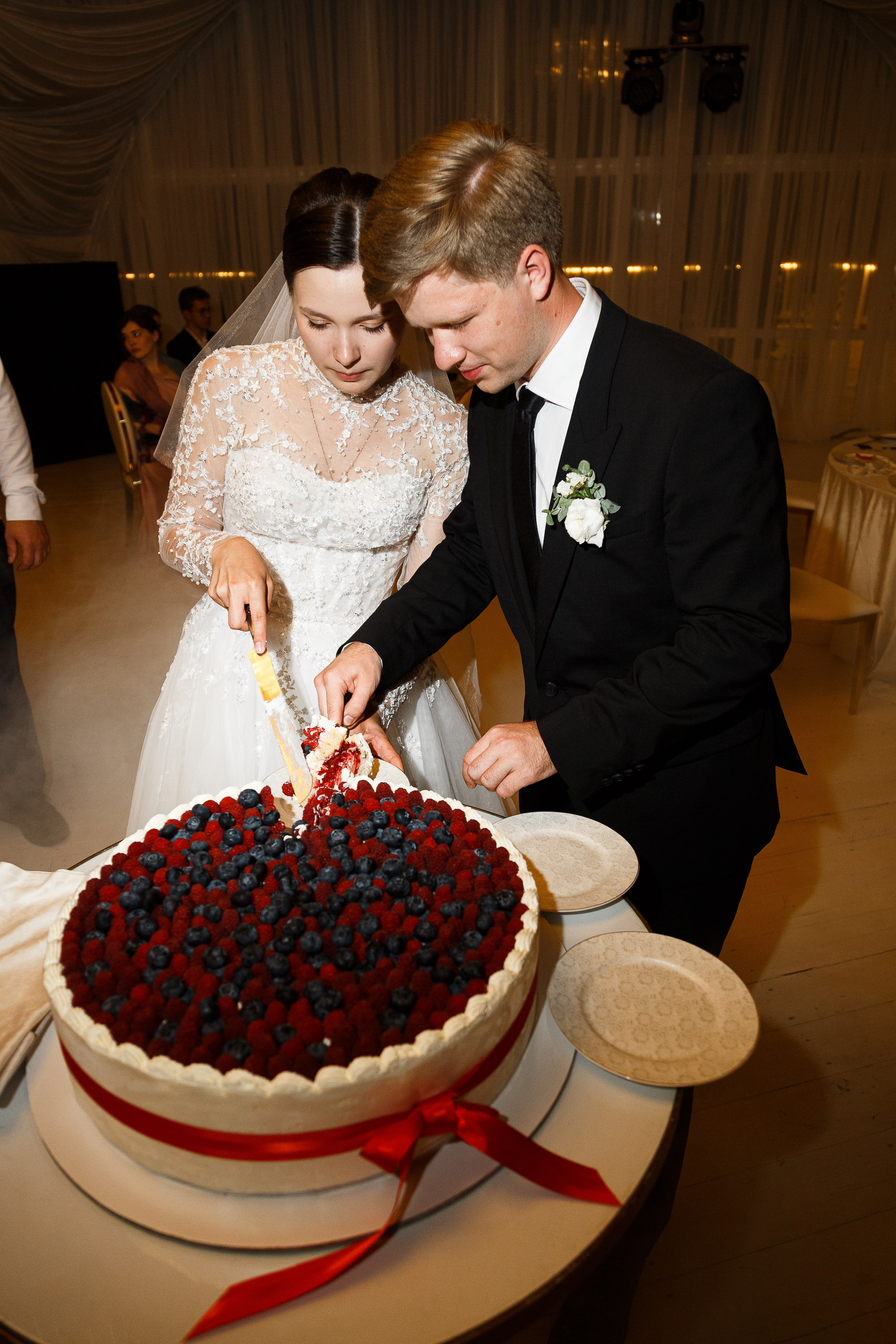 Фотограф на свадьбу в Юдино Парк.