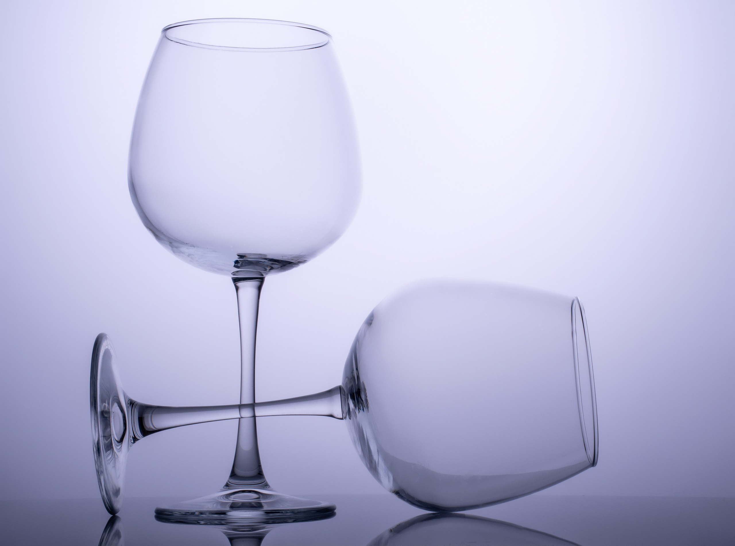 Стеклянные предметы. Предметный, рекламный, ювелирный фотограф в Москве