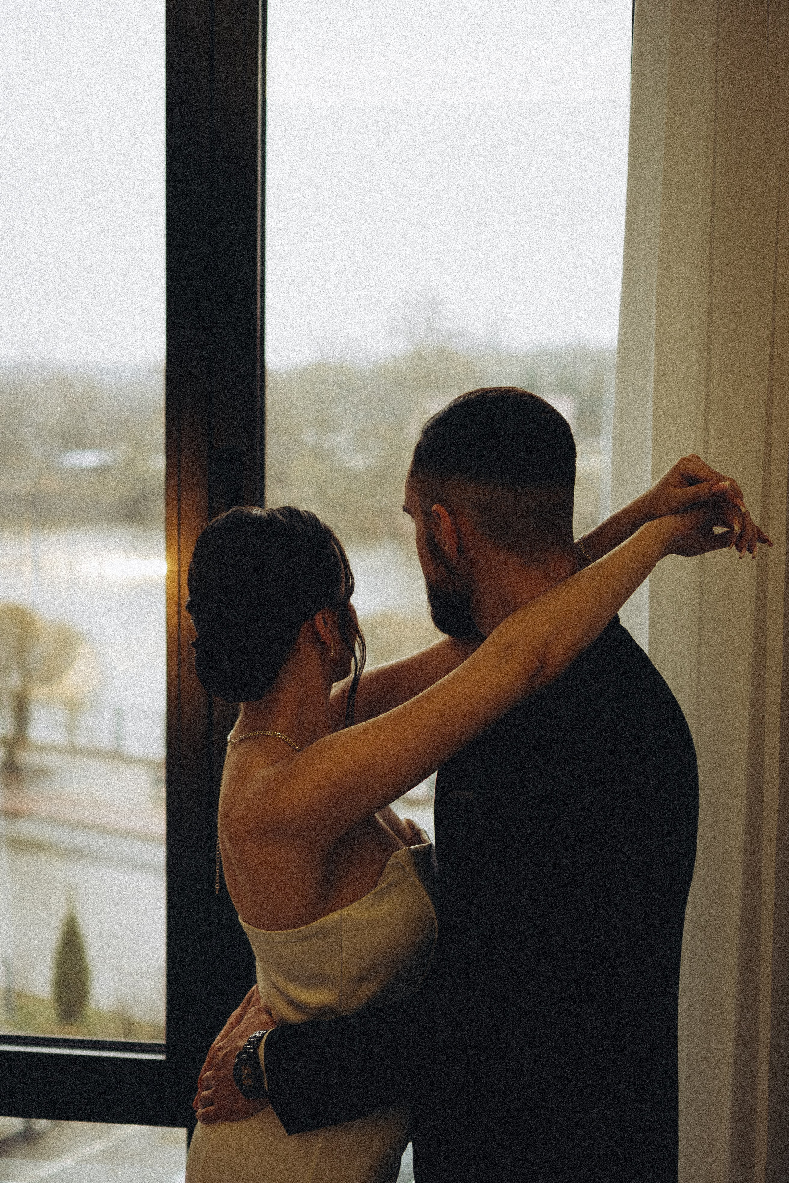 СВАДЕБНАЯ СЬЕМКА СБОРОВ ЖЕНИХА И НЕВЕСТЫ В ОТЕЛЕ И ТАКЖЕ ФОТОСЕССИИЯ В ОТЕЛЕЕ МЕГАПОЛИС БРЯНСК. Профессиональный фотограф, Санкт-Петербург — Виктория Богомолова