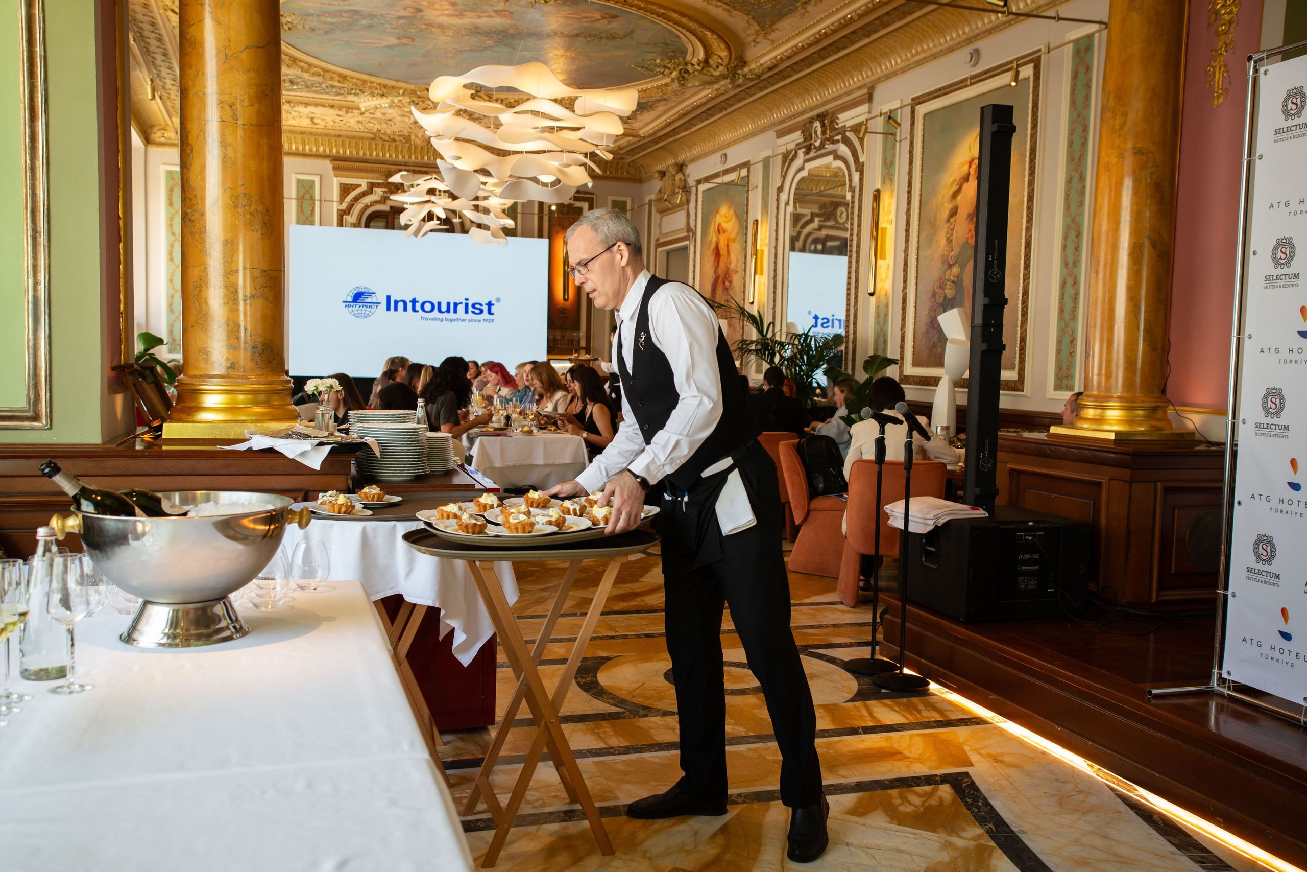 Ресторан Savoy Москва. Семейный и детский фотограф Анна Петракова