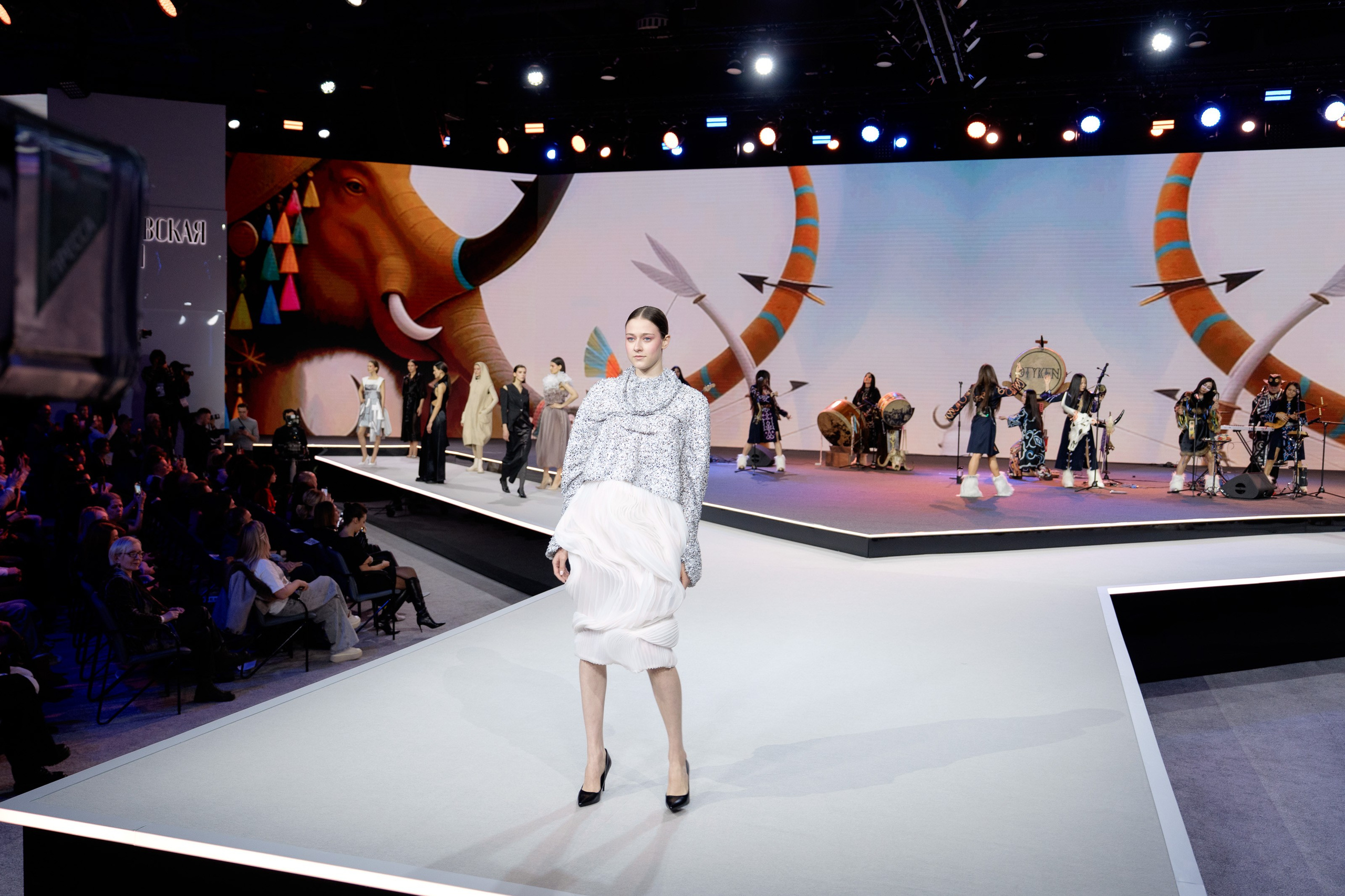 Moscow Fashion Week 2024 весна. Фотограф Николай Прокофьев модельные тесты в Москве