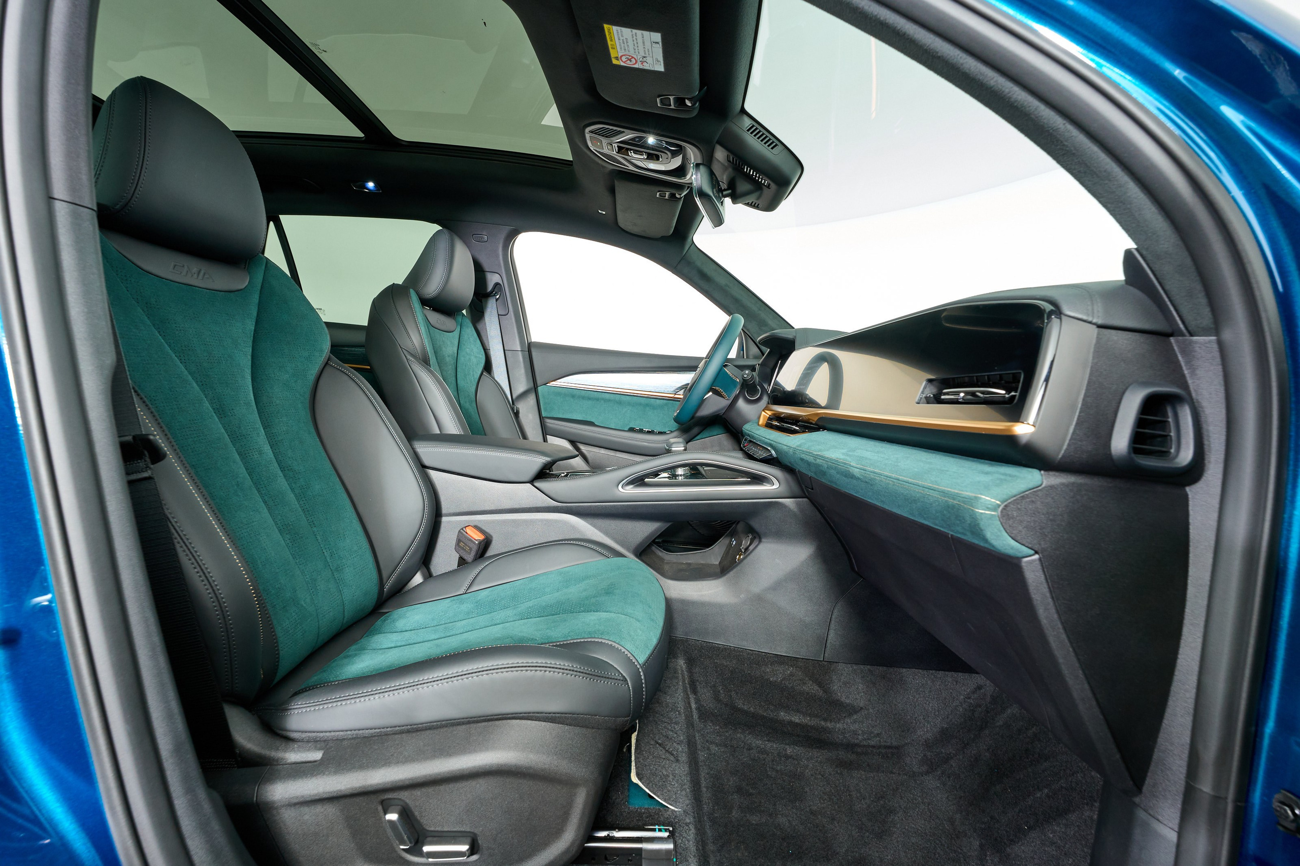 Geely Monjaro. Фотограф Николай Прокофьев модельные тесты в Москве