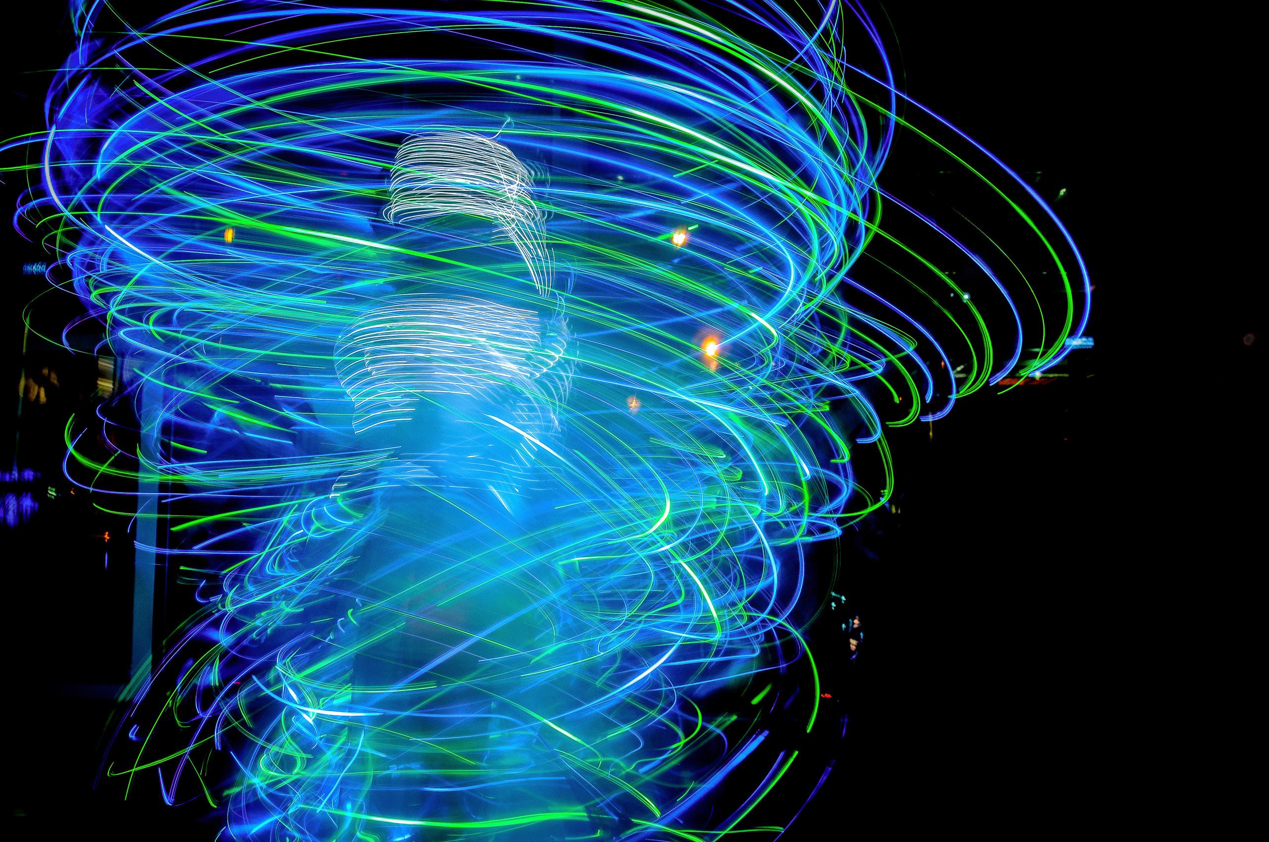 Красивый эффект во время светового шоу