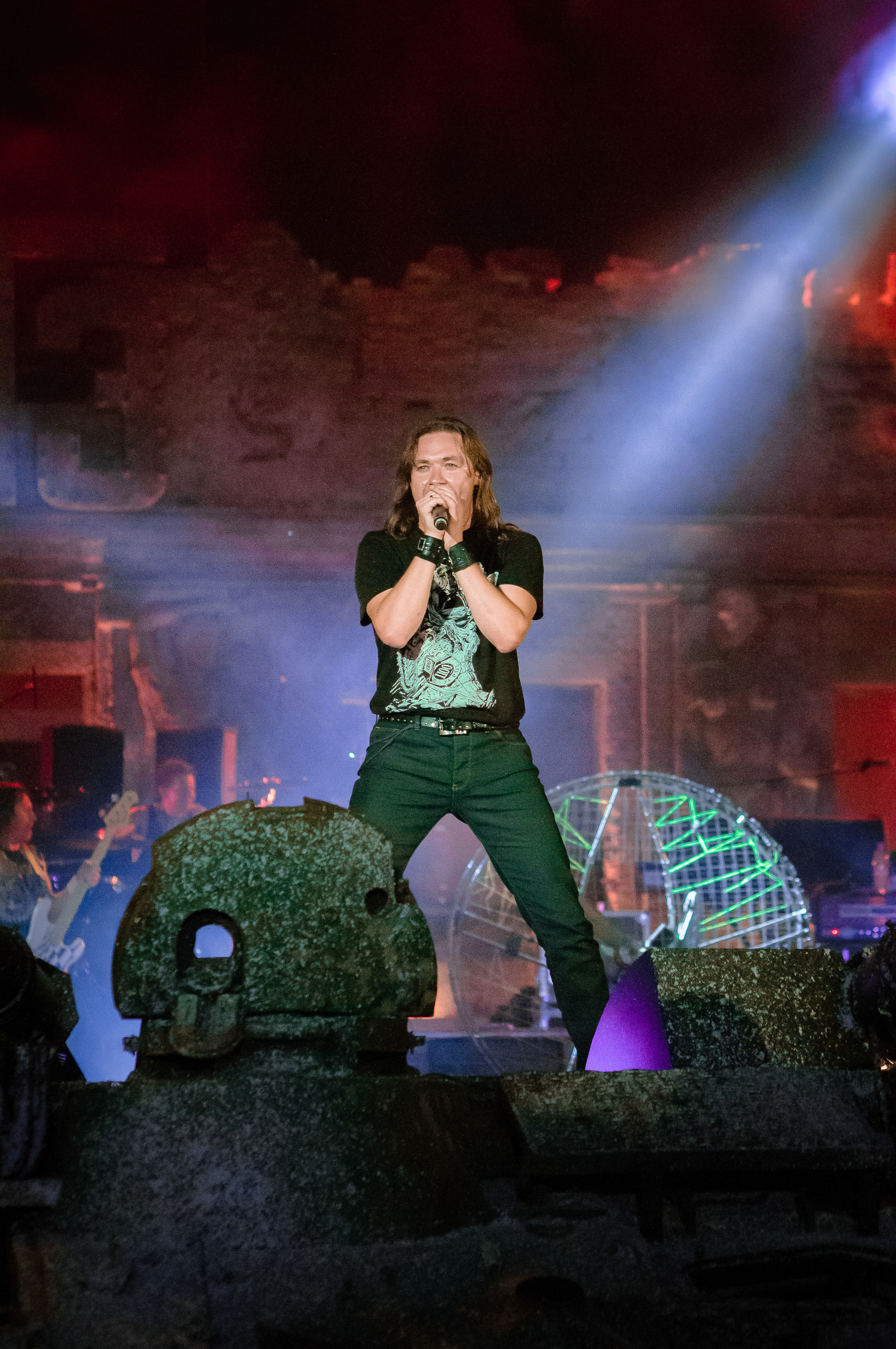 Солист группы Ария Михаил Житняков