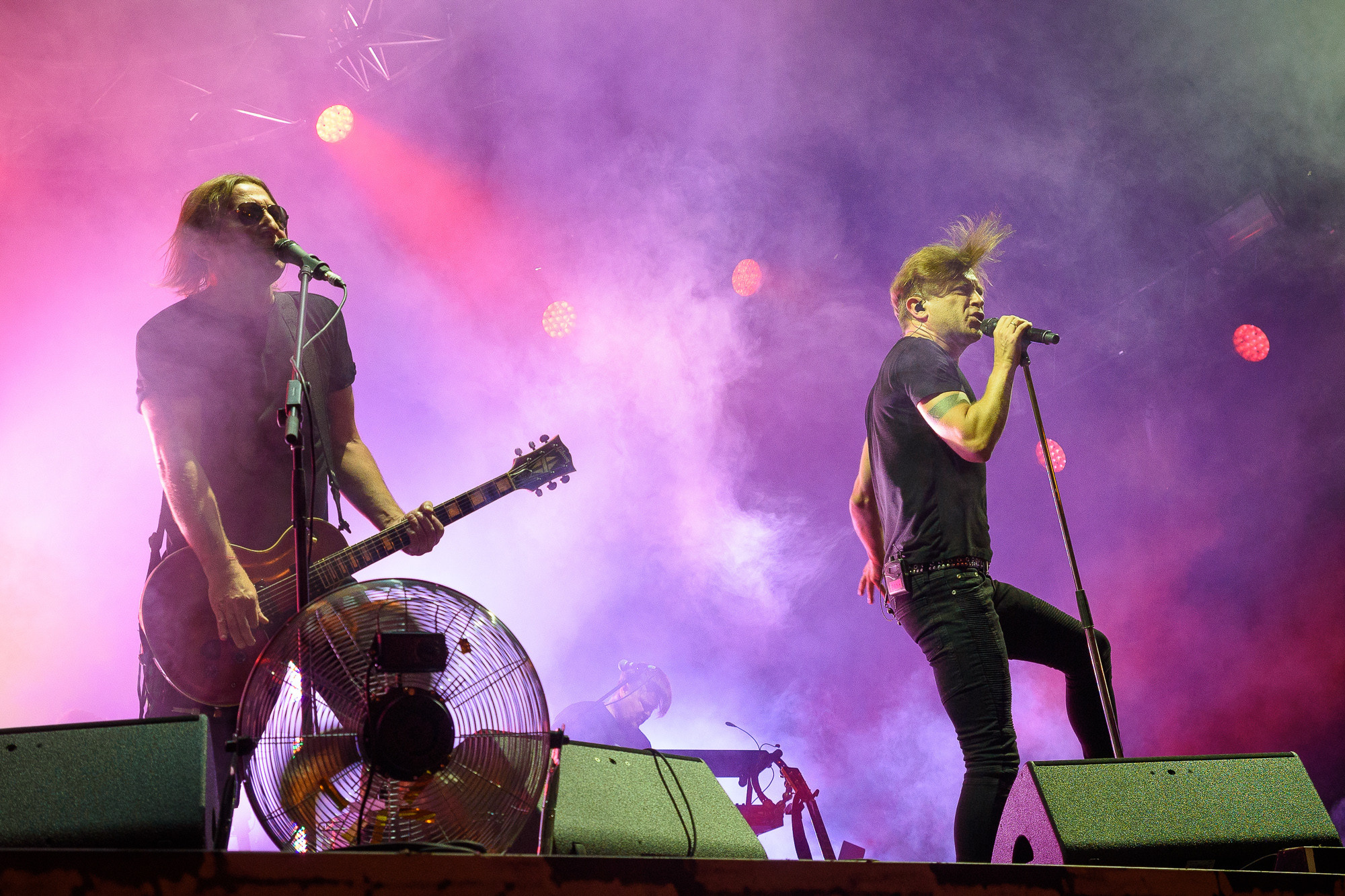 Би-2 на MegafonLive. Репортажный и концертный фотограф в Волгограде Павел Панько