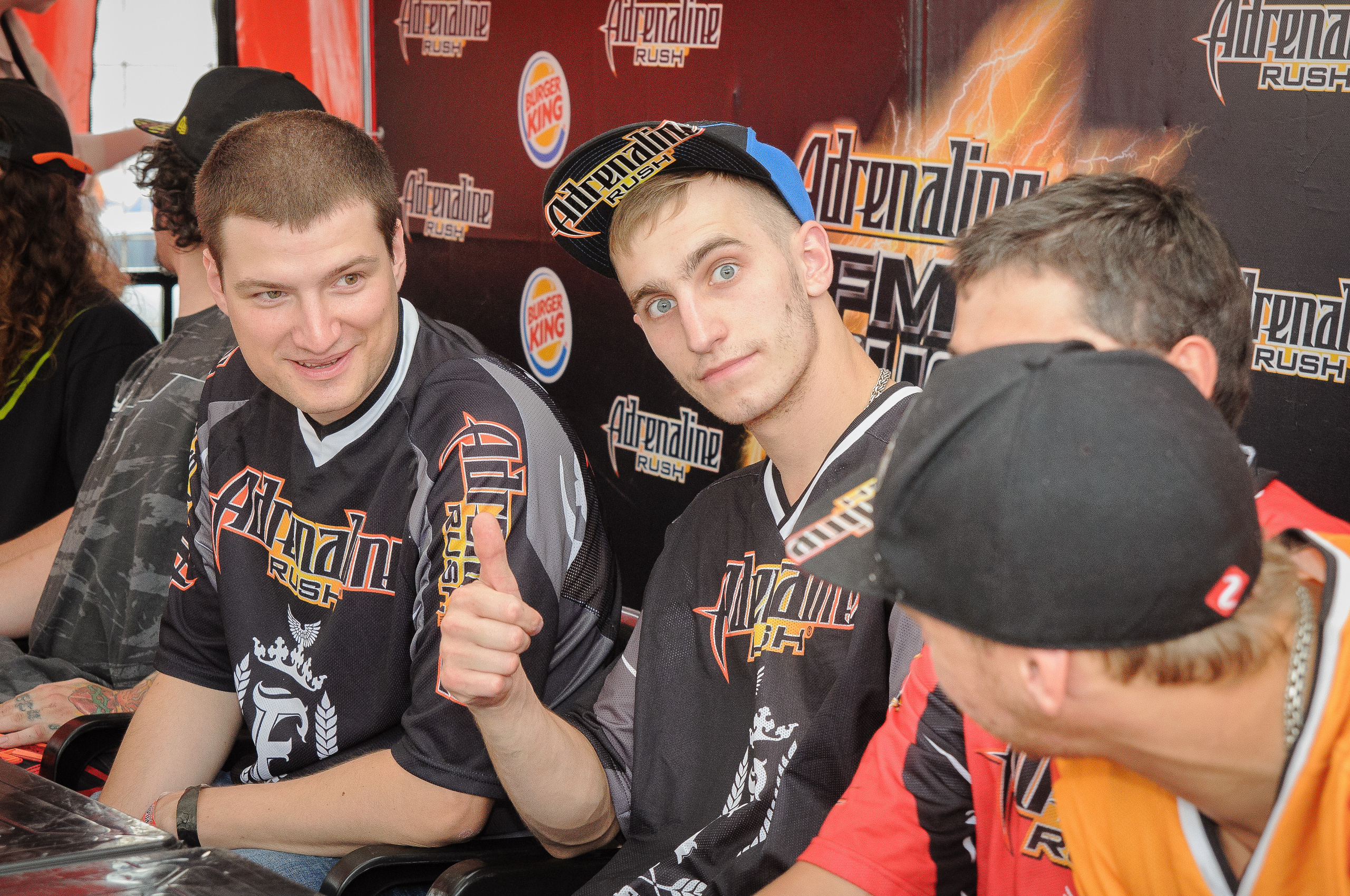 Каскадёры во время пресс-конференции