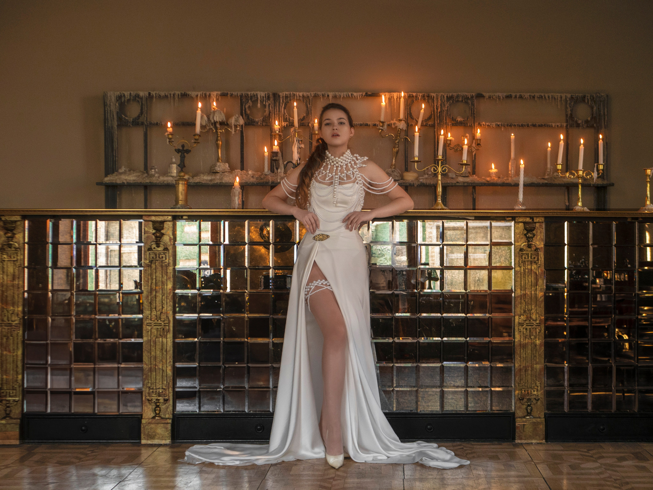 С свечами. Арт фотограф, женский фотограф Москва