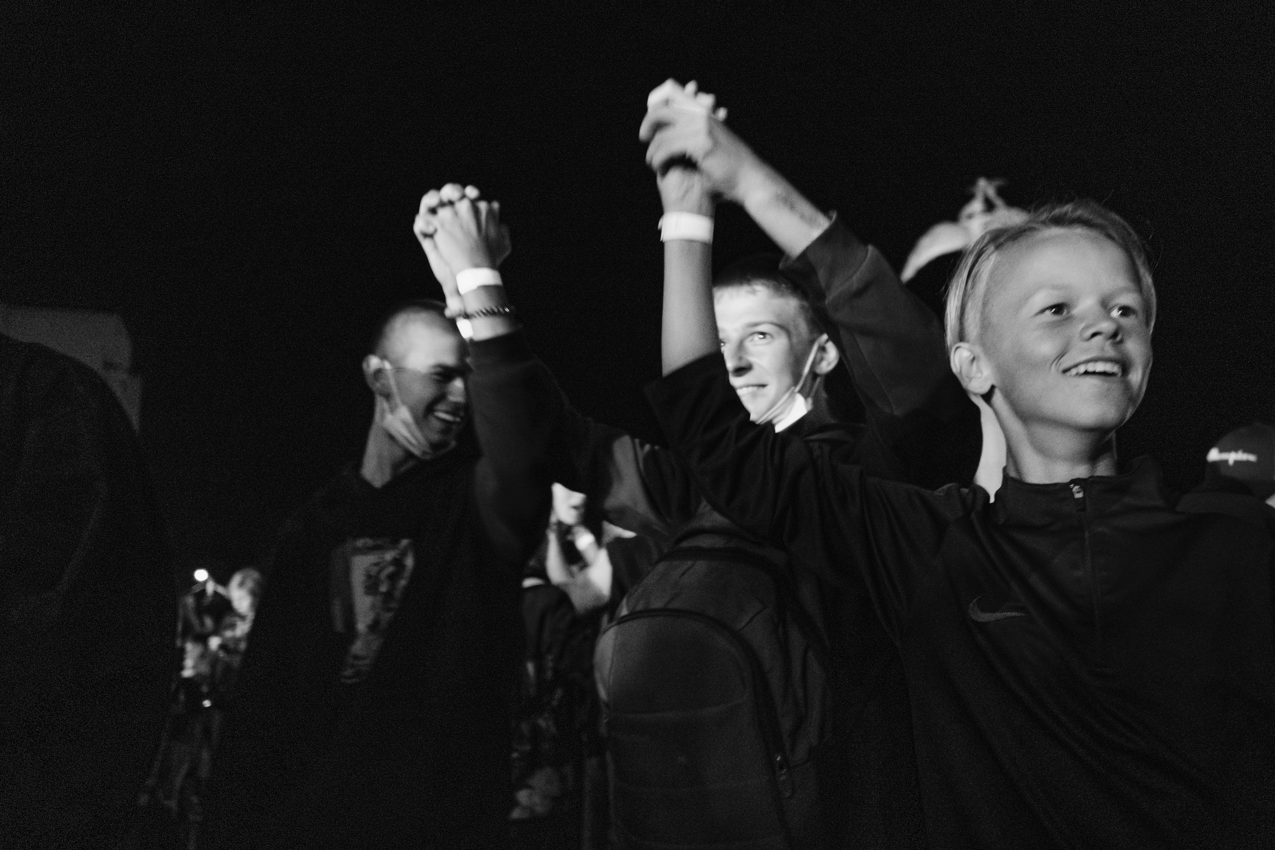 Концерт АИГЕЛ и Zventa Sventana. Евгений Бреча. Коммерческий и бэкстейдж фотограф в Москве