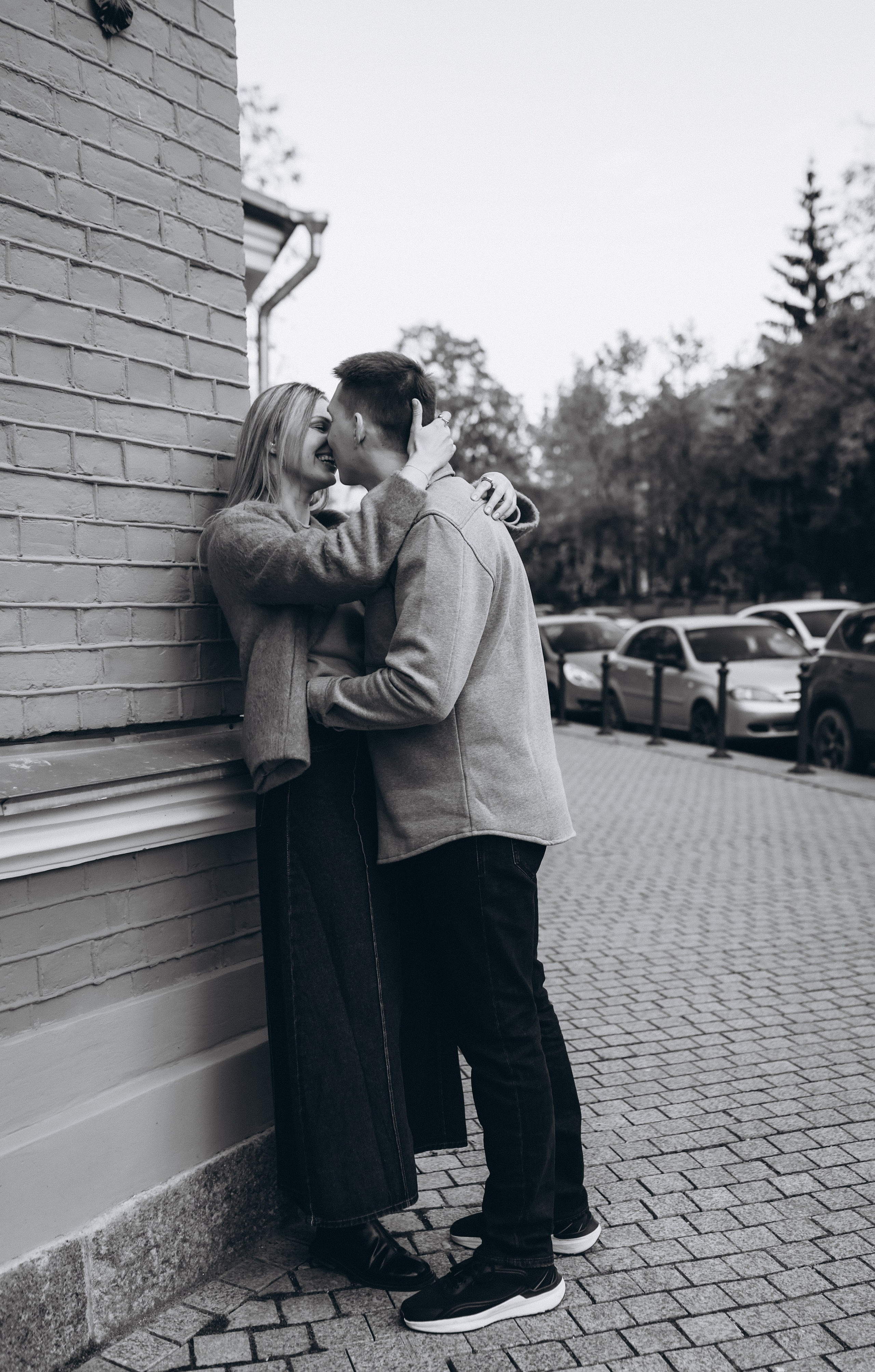 Lovestory фотосессия фотосессия пары камерная свадьба свадьба для двоих. Семейный фотограф Виолетта Ватман