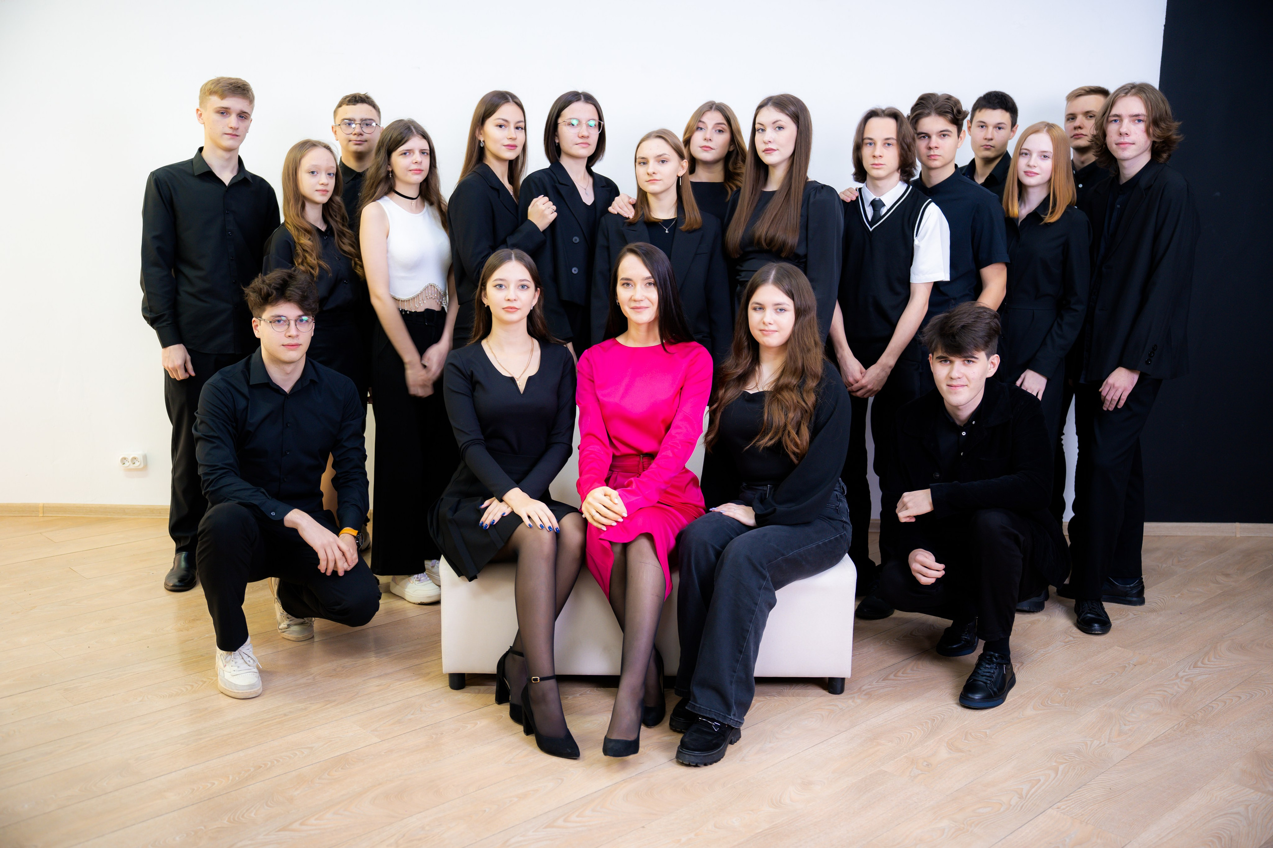 Групповые фотографии. ProAlbom — Выпускные альбомы в Кореновске и Краснодарском крае