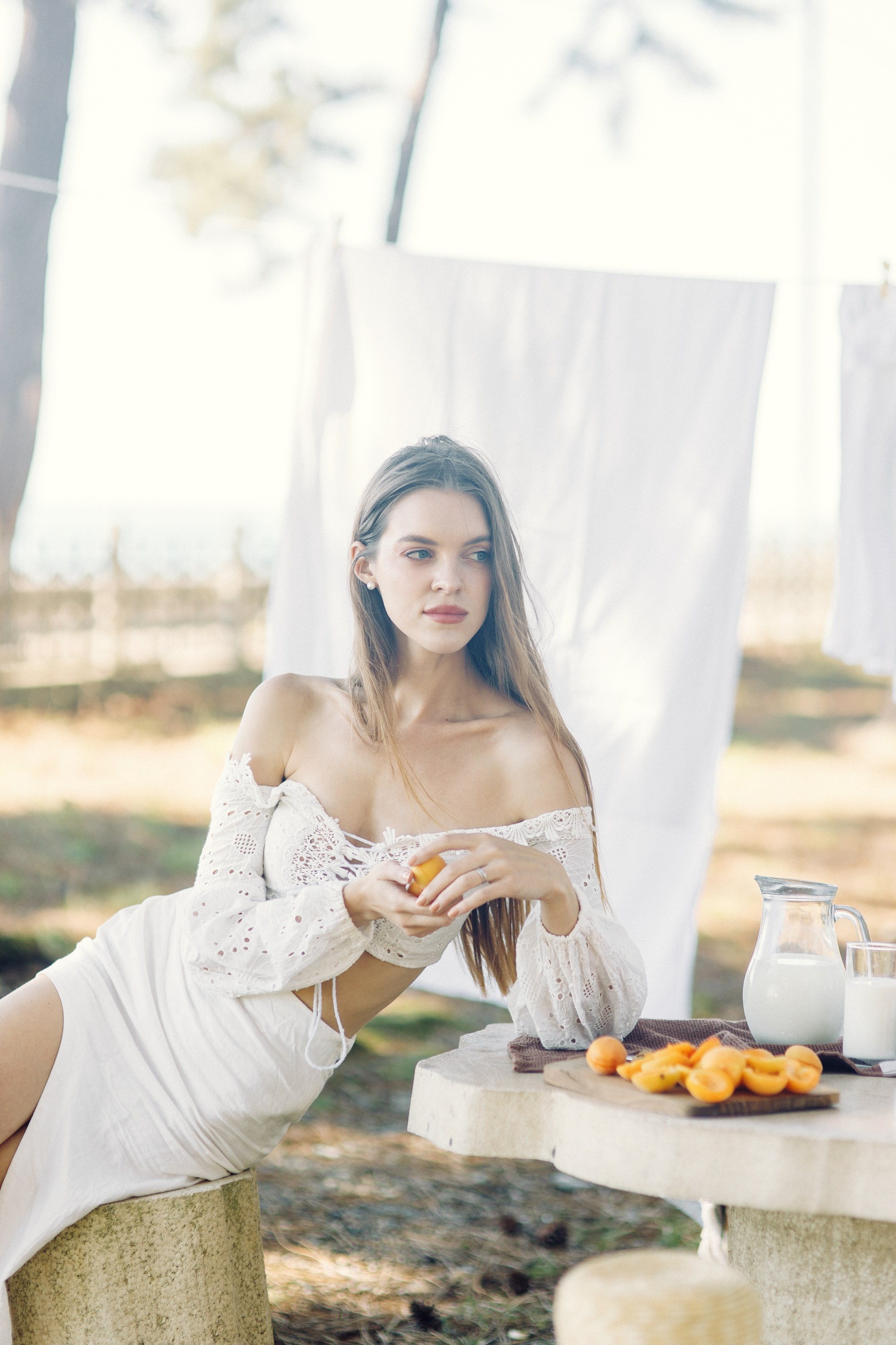 Фотосессия с абрикосами в Батуми