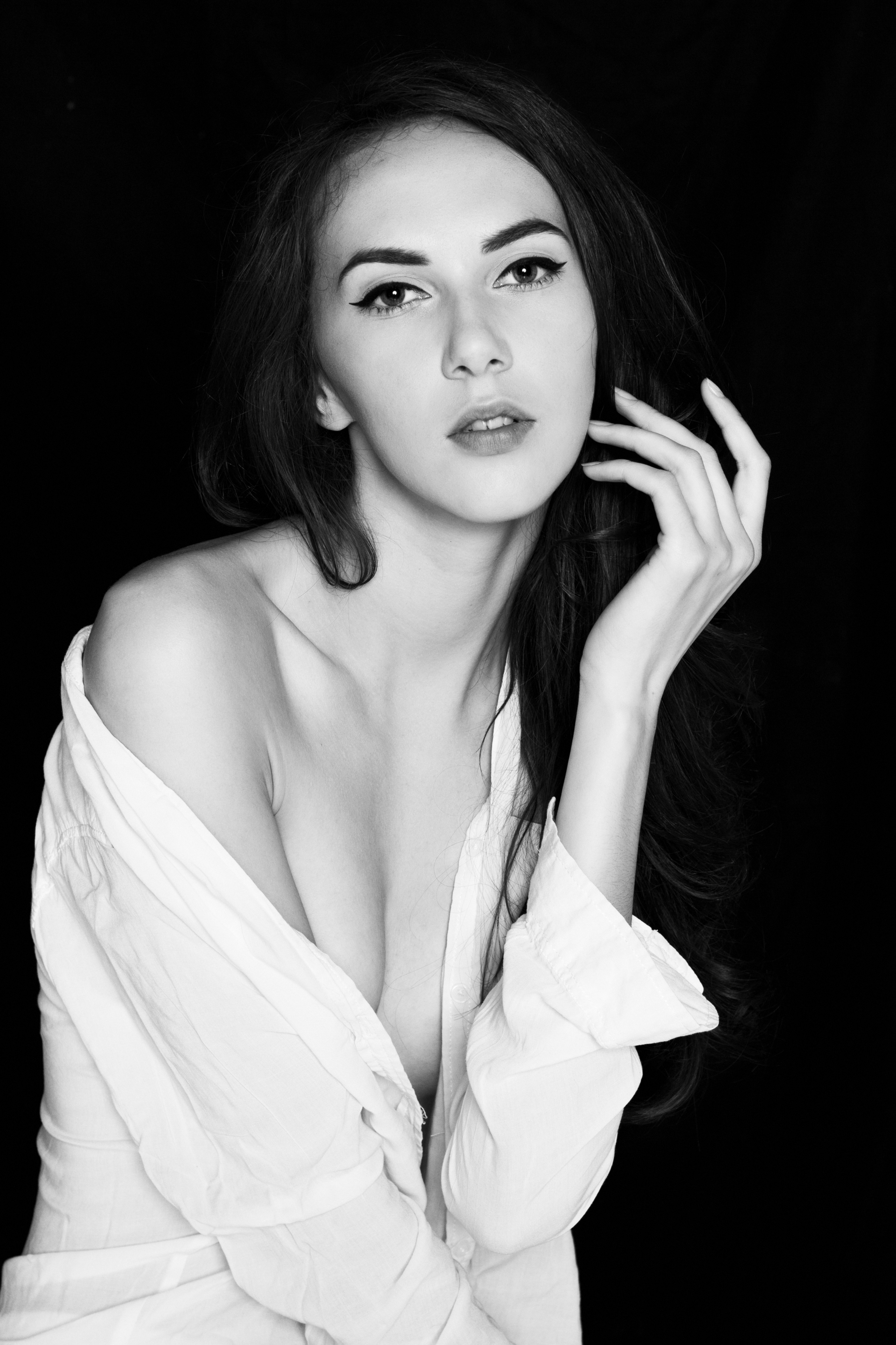 Roni. Modeling agency TM MODELS