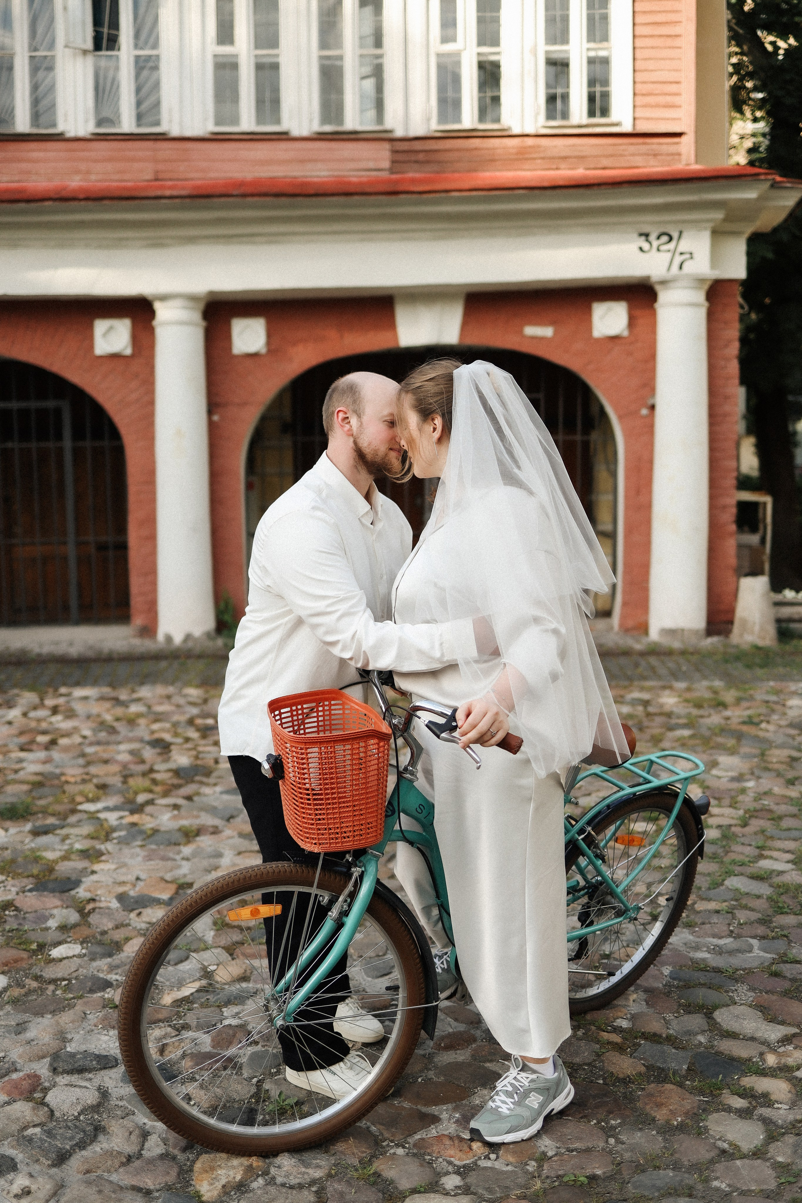 А. + И. МФЦ + Прогулка по центру. Семейный и lovestory фотограф в Москве Светлана Коняхина