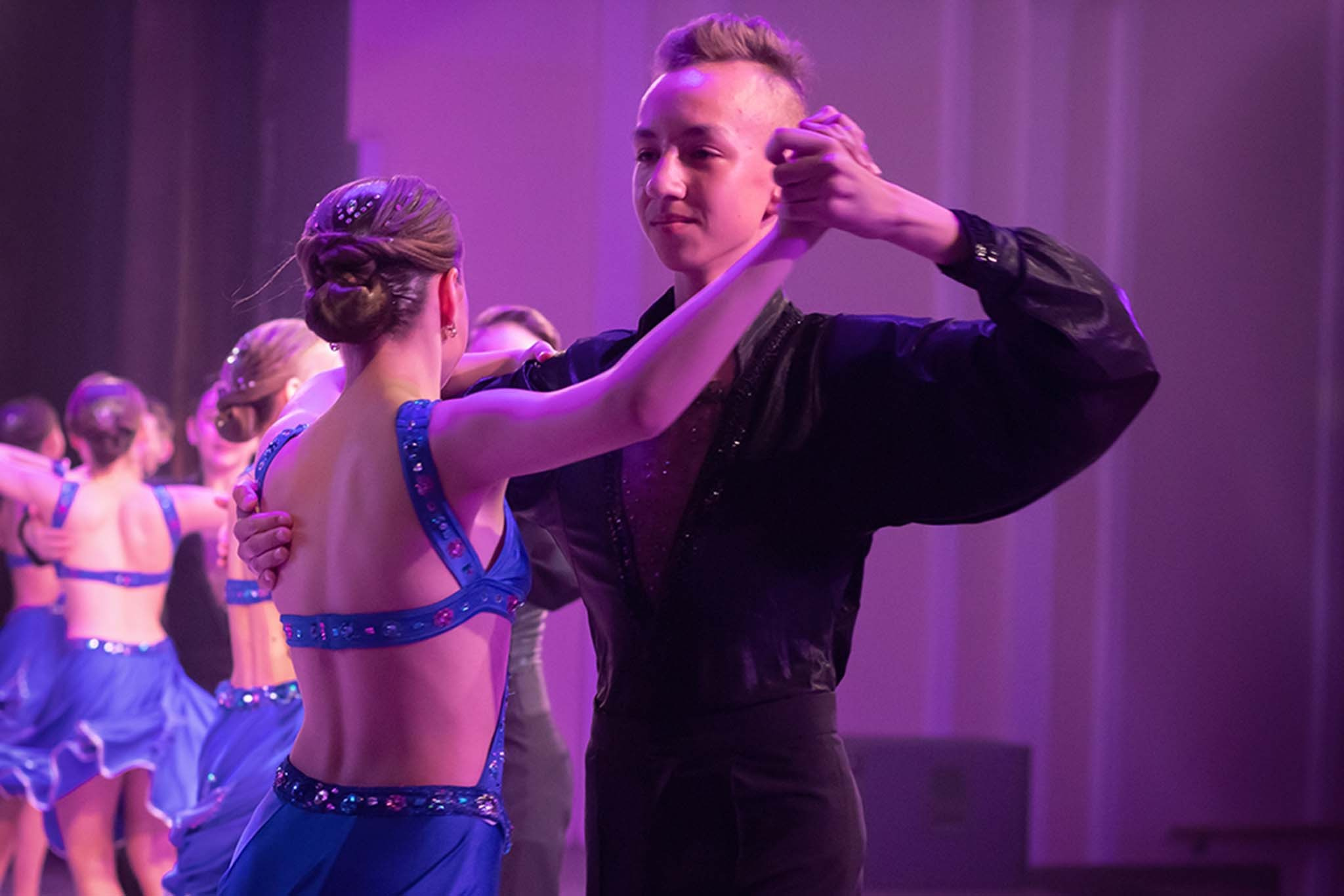 Выступление Анжелы и Руслана. Репортажный Фотограф