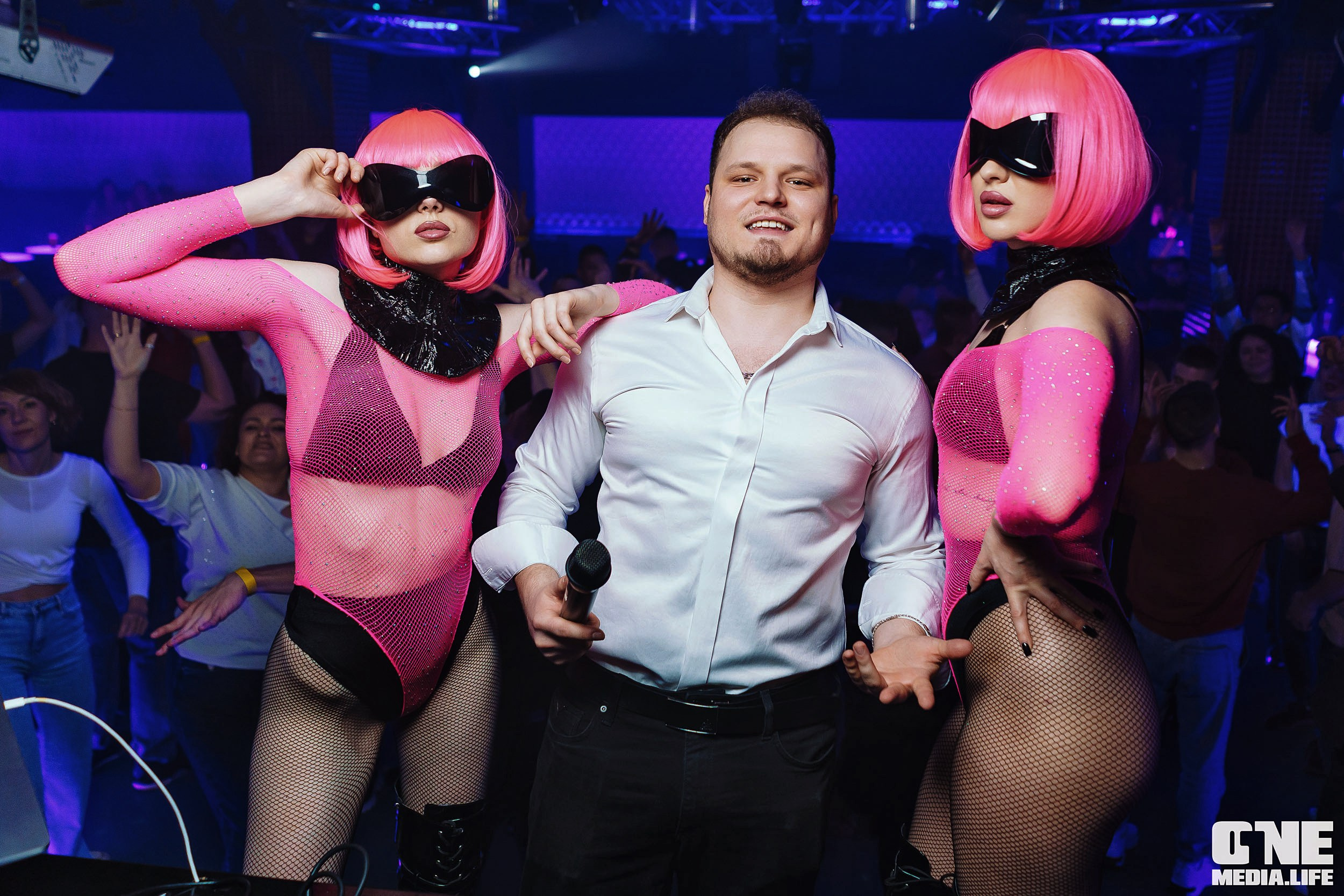 Фоторепортаж из караоке-клуба Эйфория. One Media Life: фоторепортажи, фотоотчеты с мероприятий и заведений