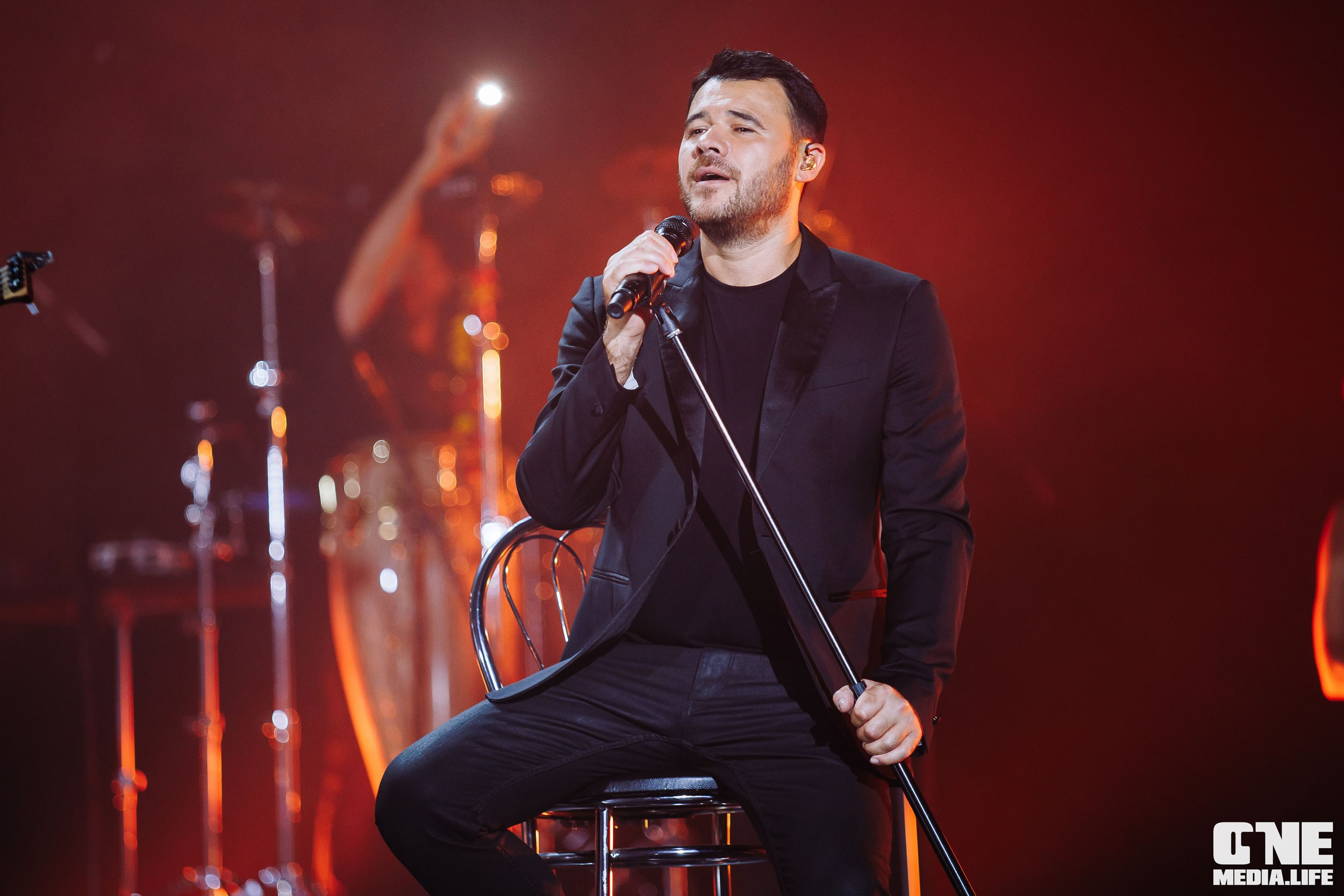 Фоторепортаж с концерта Эмина в Янтарь Холле. One Media Life: фоторепортажи, фотоотчеты с мероприятий и заведений